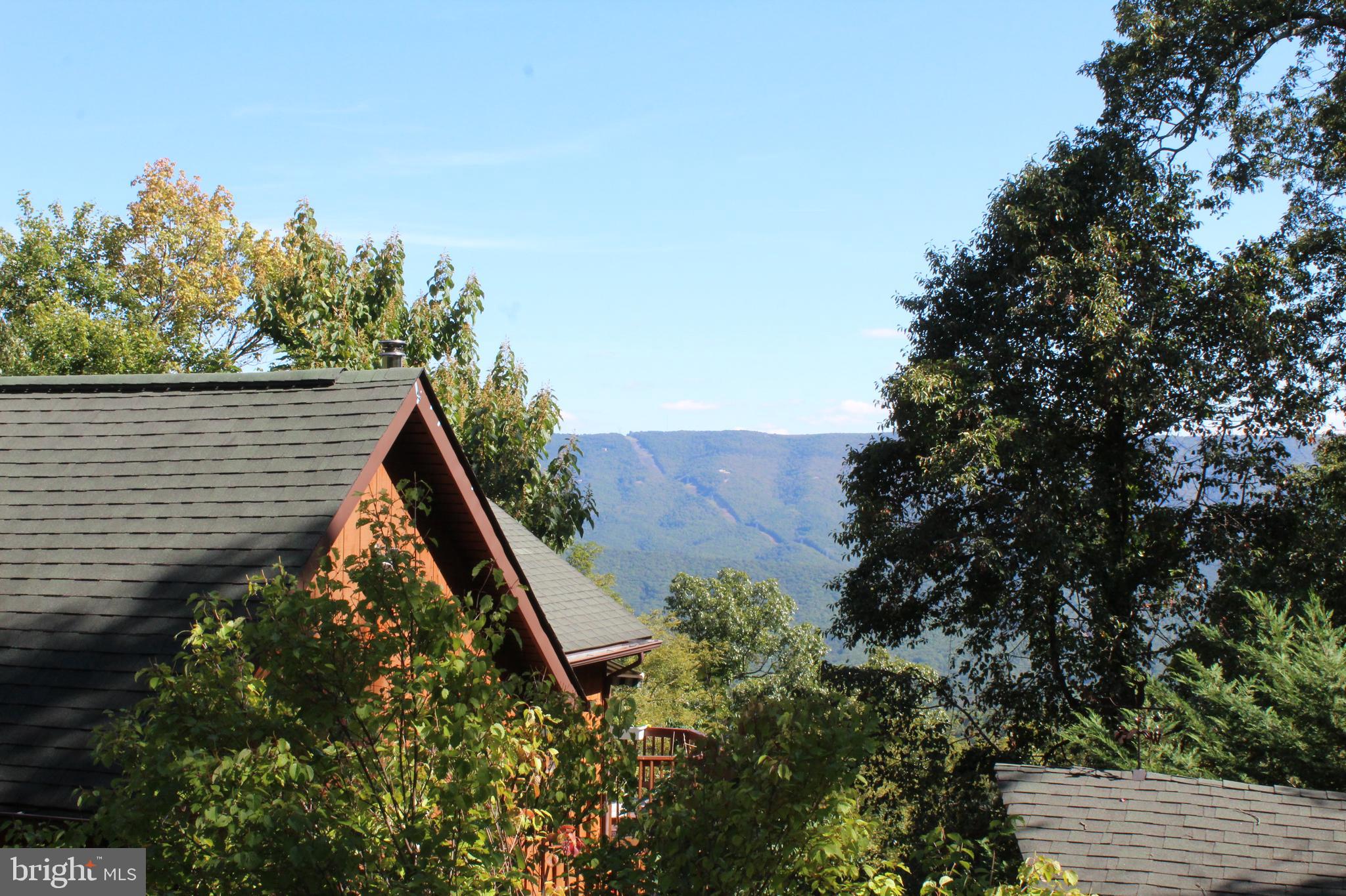 HIGH KNOB/OLD FIELDS OWNERS ASSOC. - Residential