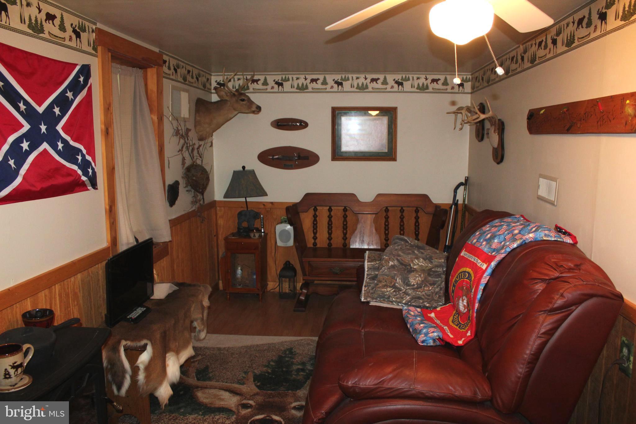 HIGH KNOB/OLD FIELDS OWNERS ASSOC. - Residential