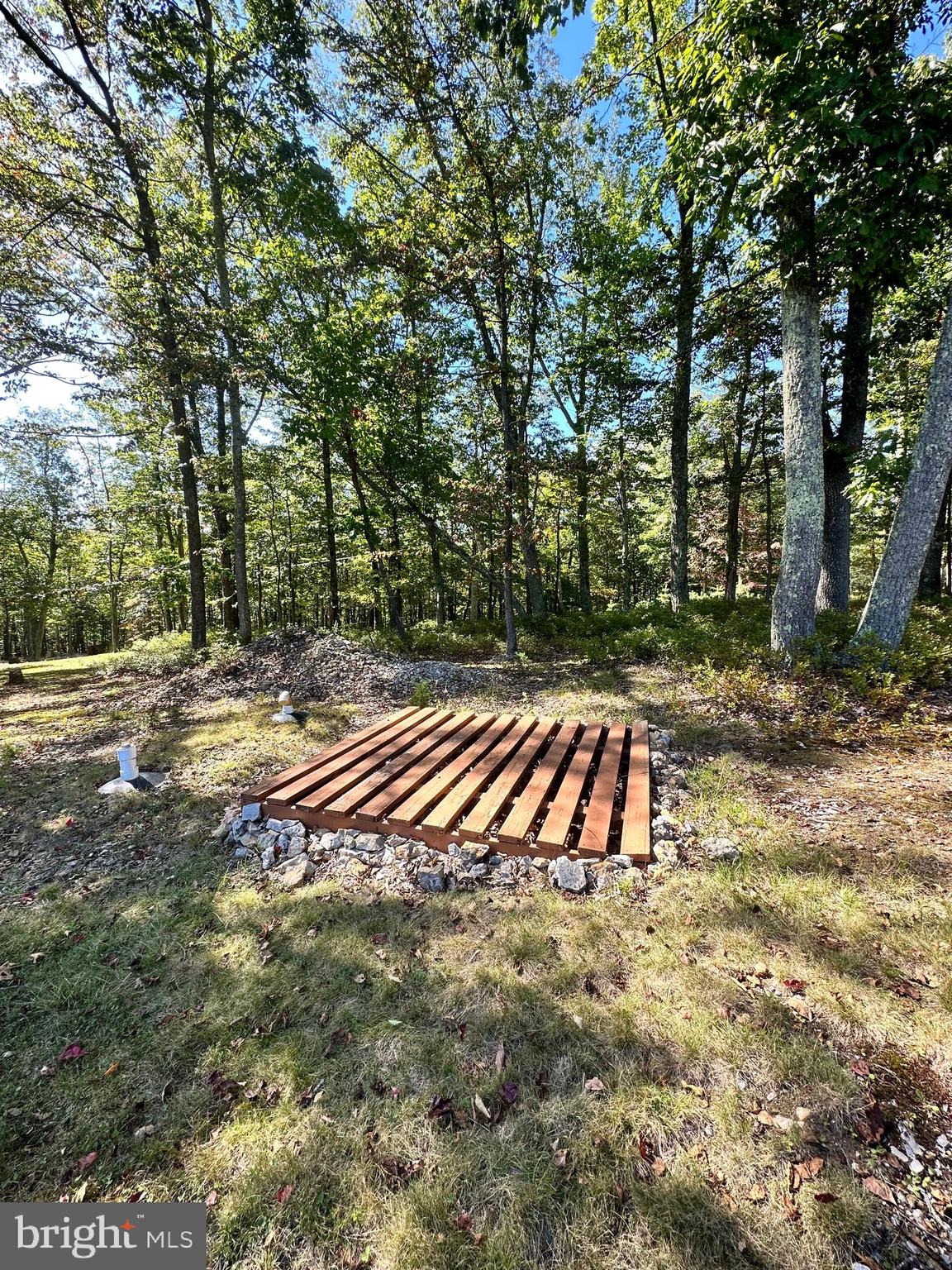 HIGH KNOB/OLD FIELDS OWNERS ASSOC. - Residential