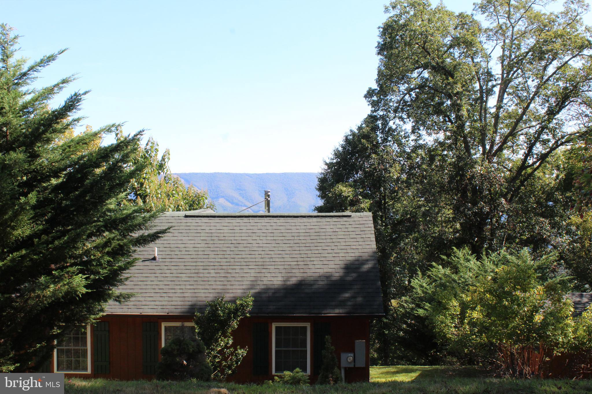 HIGH KNOB/OLD FIELDS OWNERS ASSOC. - Residential