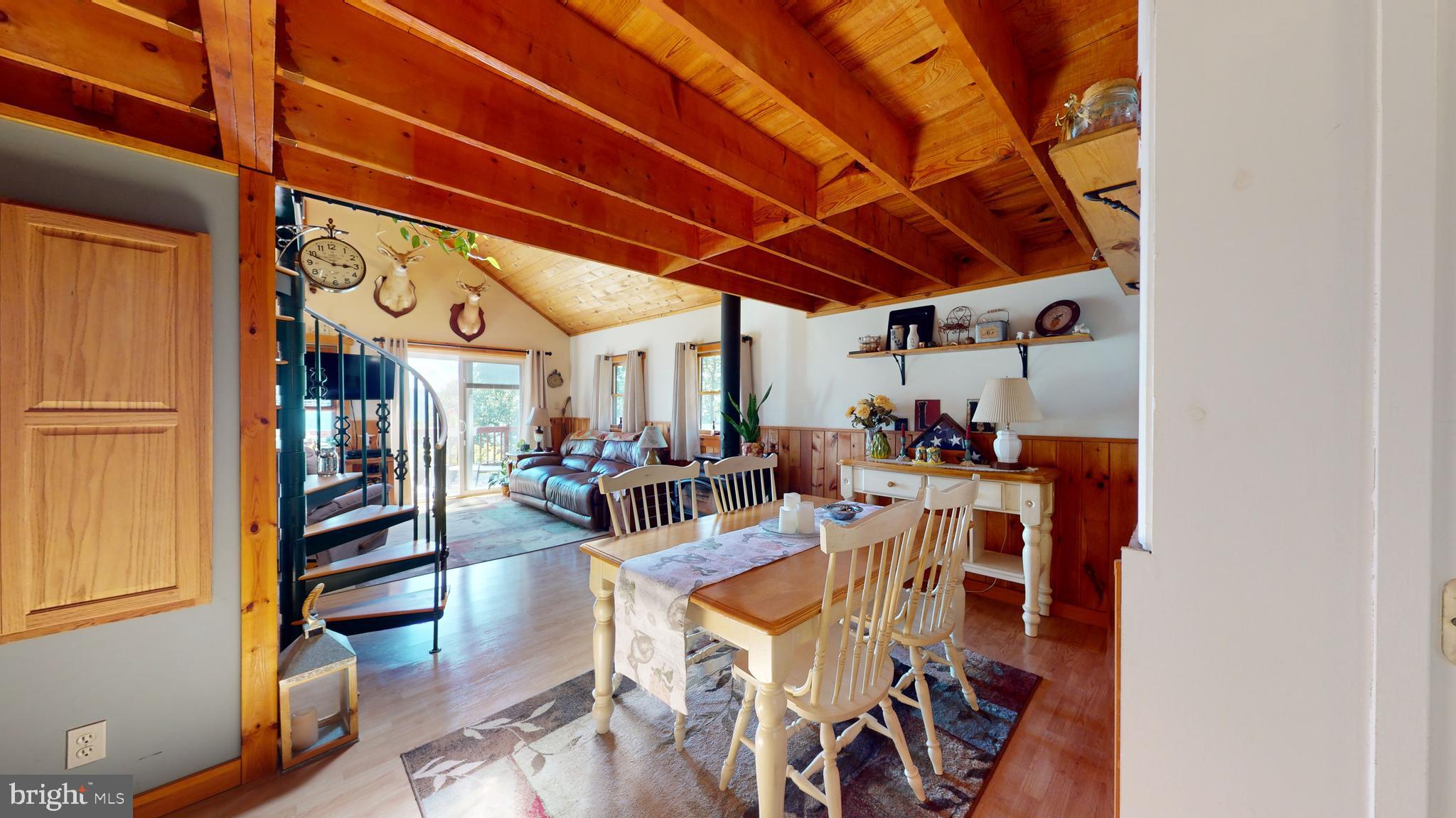 HIGH KNOB/OLD FIELDS OWNERS ASSOC. - Residential