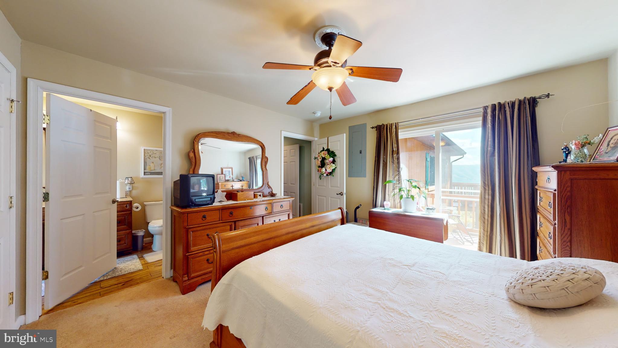 HIGH KNOB/OLD FIELDS OWNERS ASSOC. - Residential