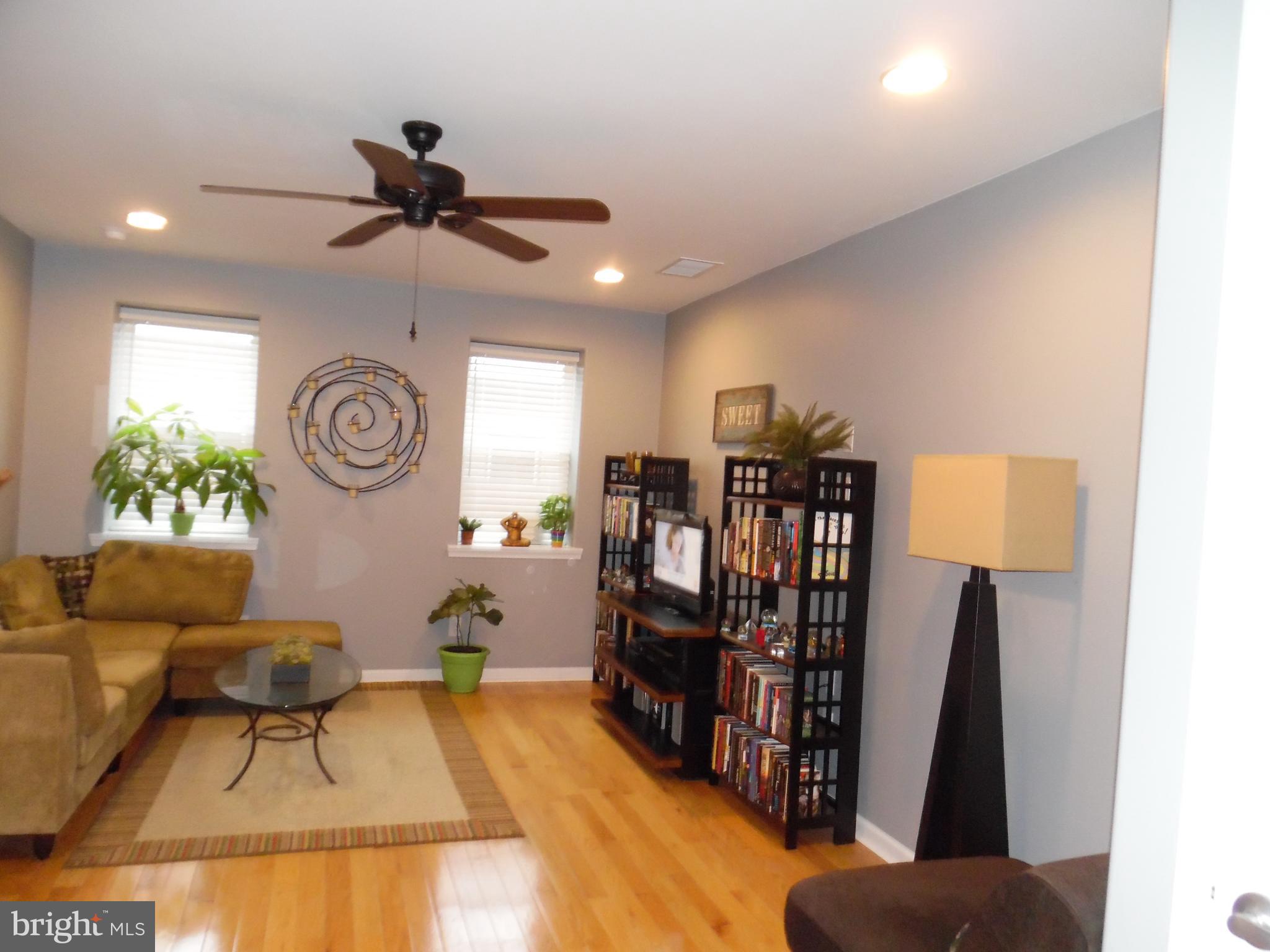 1529 S BEULAH STREET