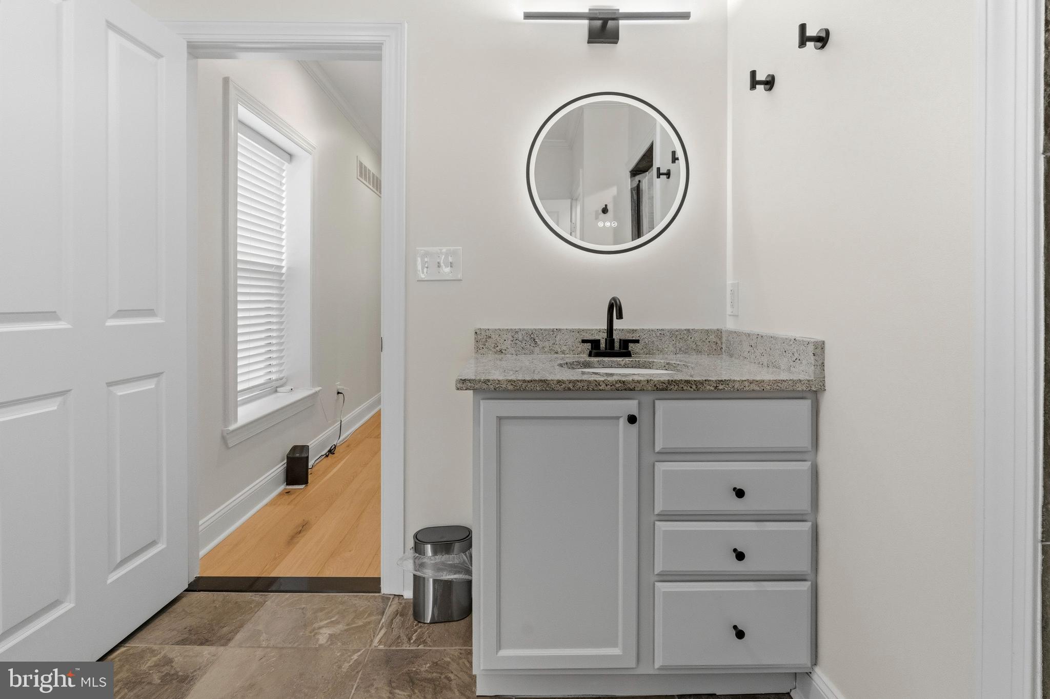 RIVERSIDE - Residential