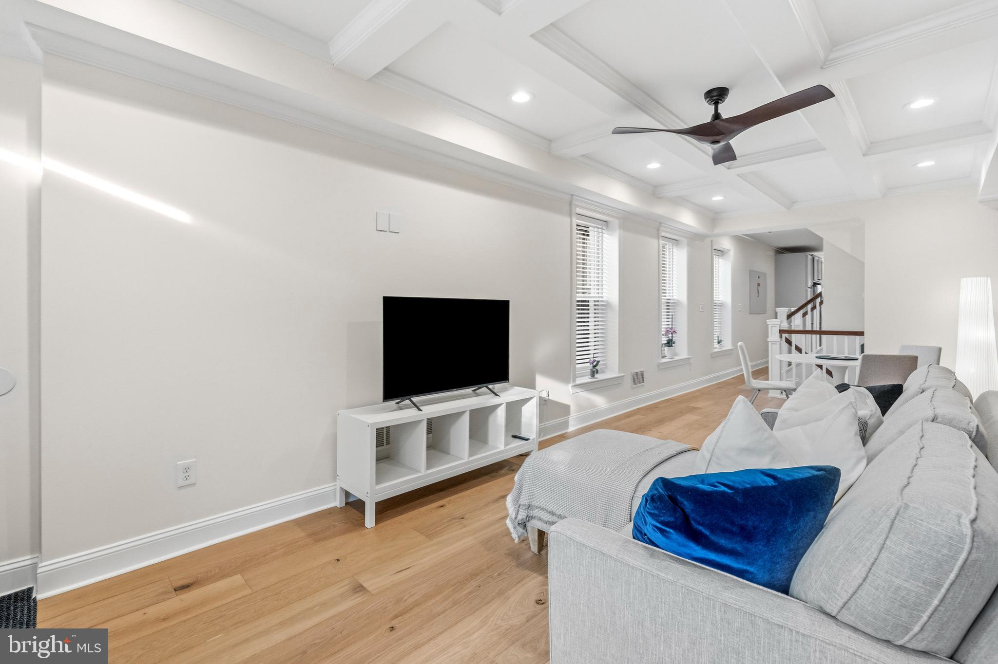 RIVERSIDE - Residential