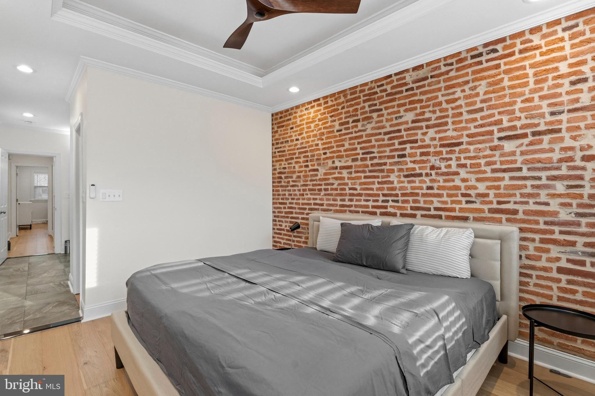 RIVERSIDE - Residential