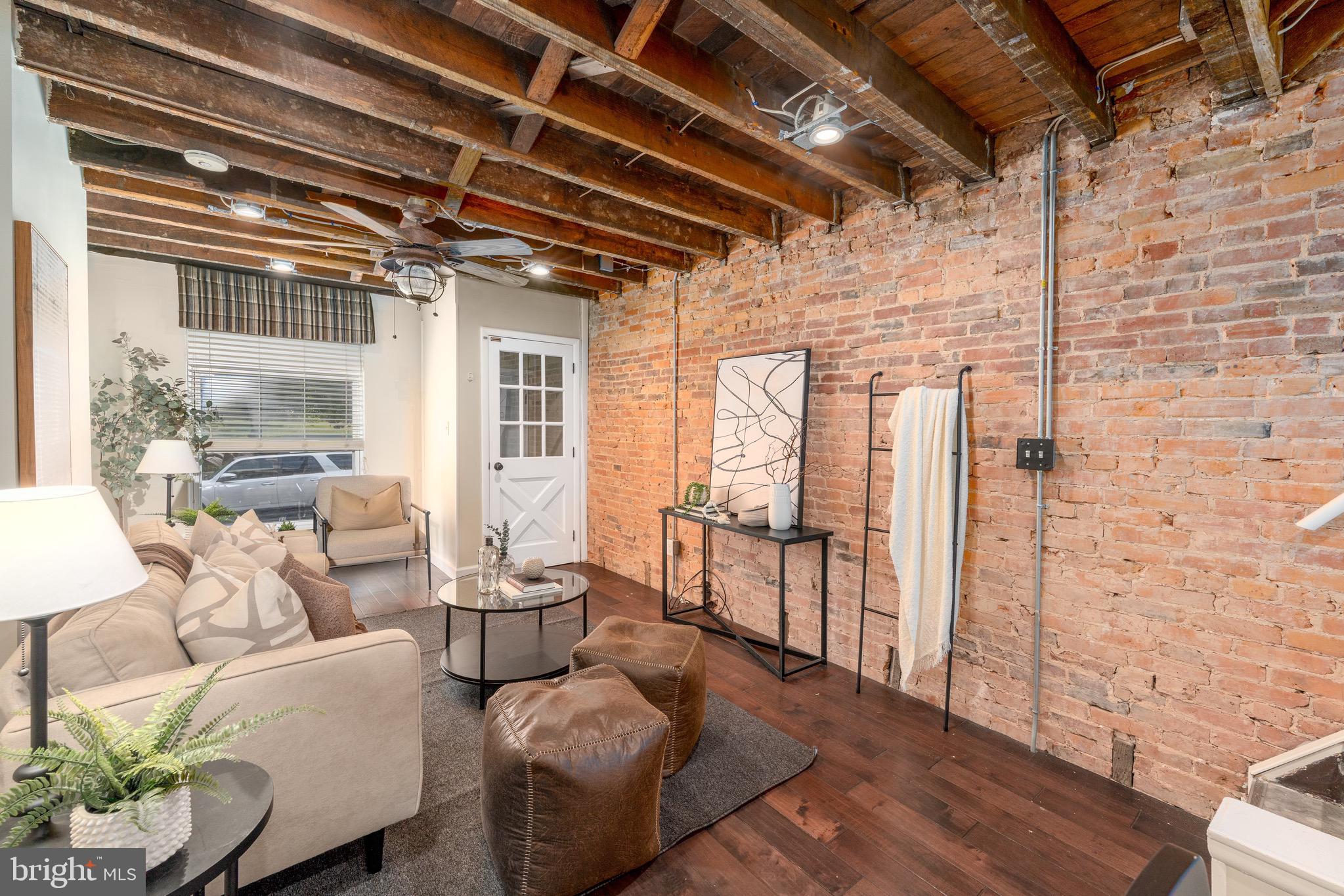 FEDERAL HILL HISTORIC DISTRICT - Residential Lease