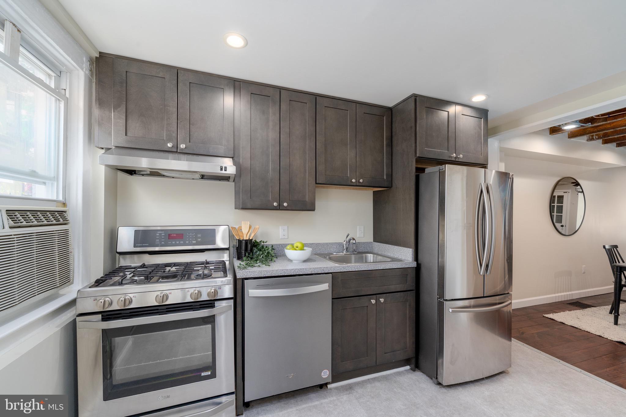 FEDERAL HILL HISTORIC DISTRICT - Residential Lease