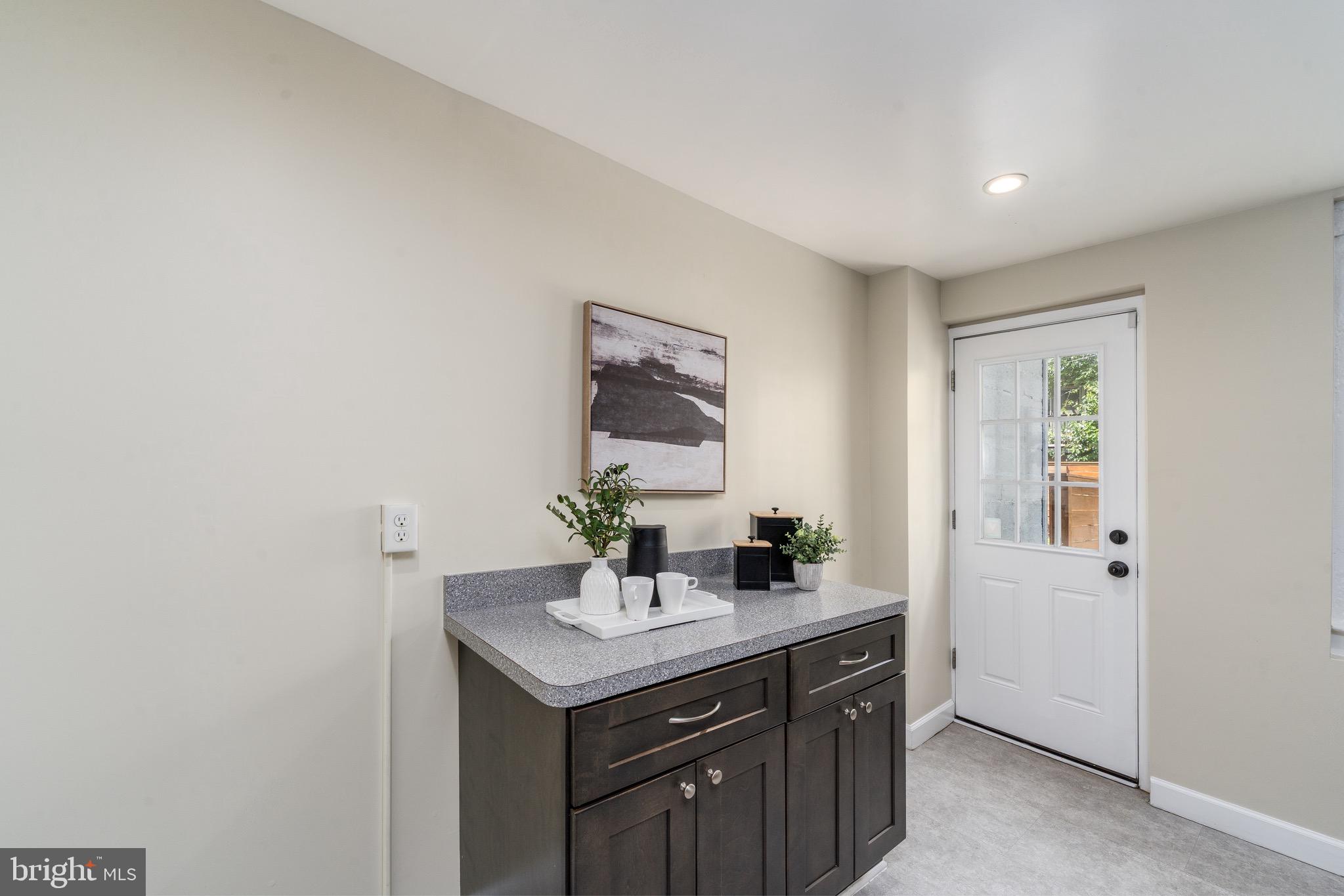 FEDERAL HILL HISTORIC DISTRICT - Residential Lease