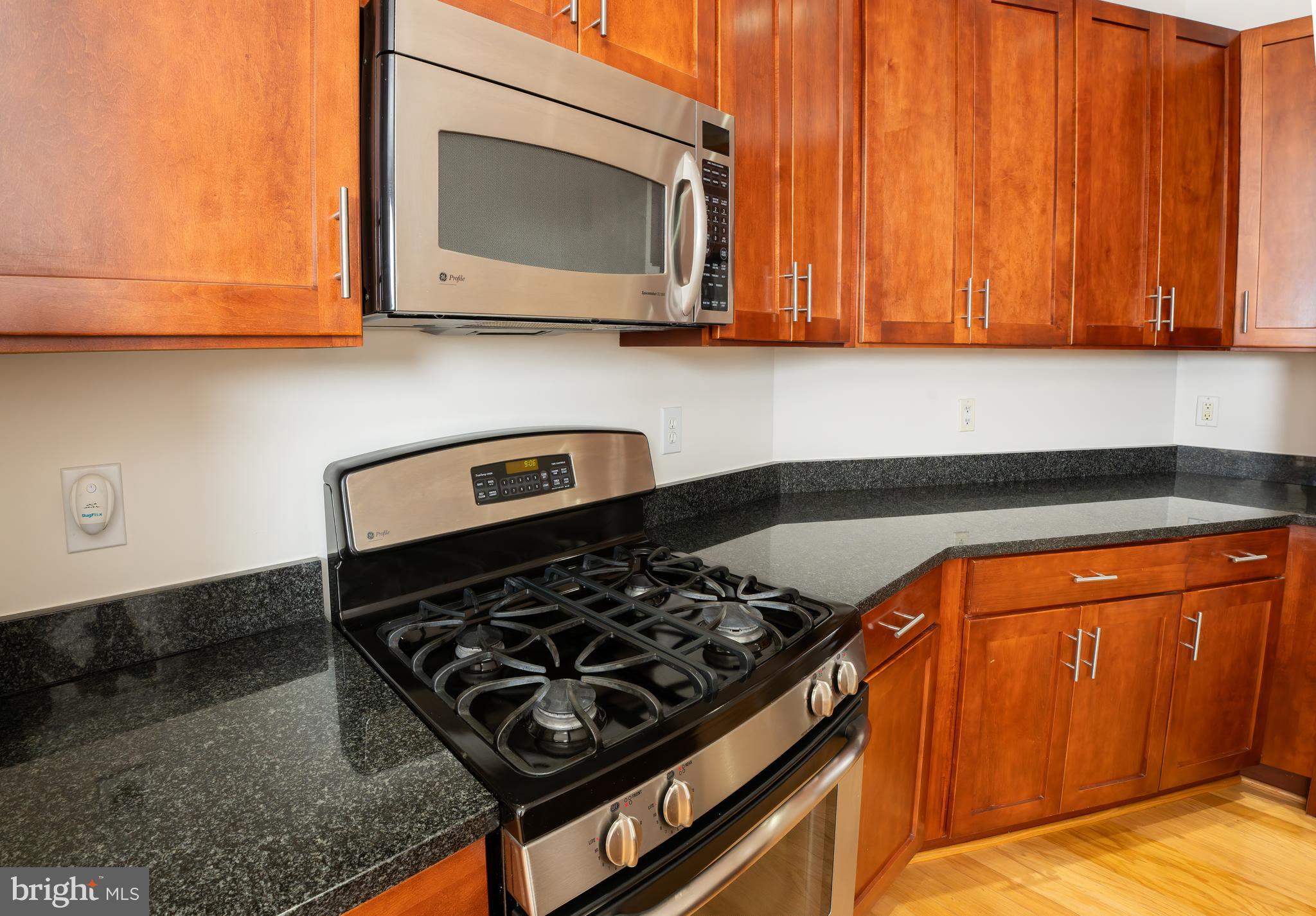 1800 WILSON - Residential Lease