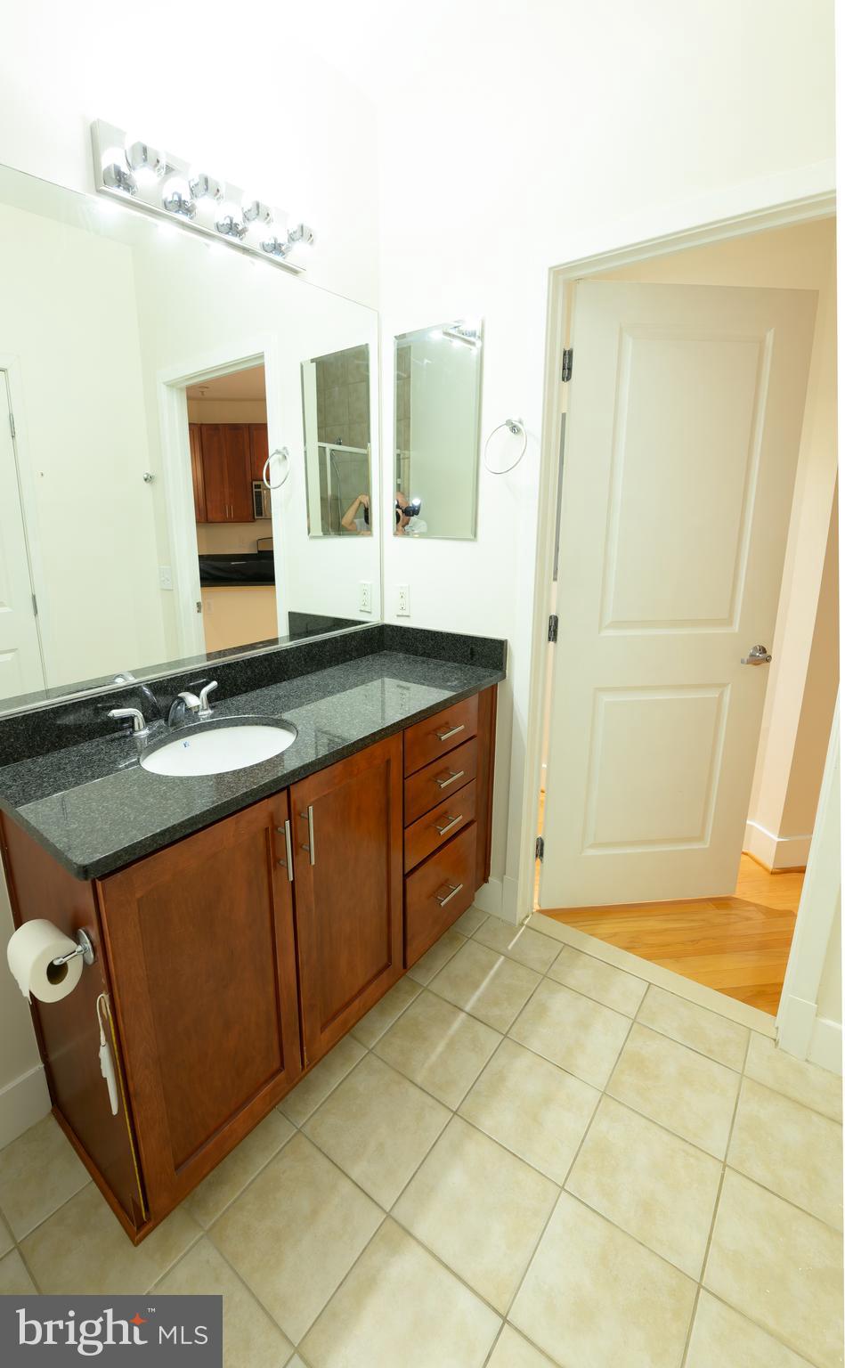 1800 WILSON - Residential Lease