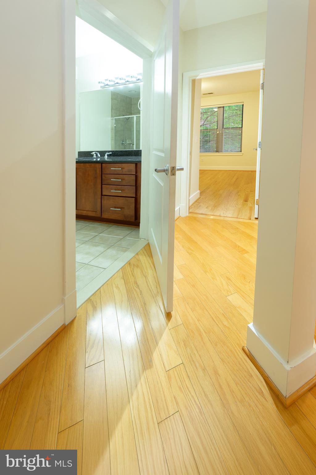 1800 WILSON - Residential Lease