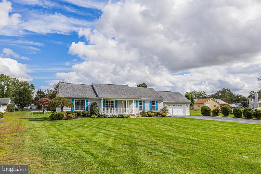 Photo of 539 Rail Way, HAMMONTON, NJ 08037 (MLS # NJAC2021322)