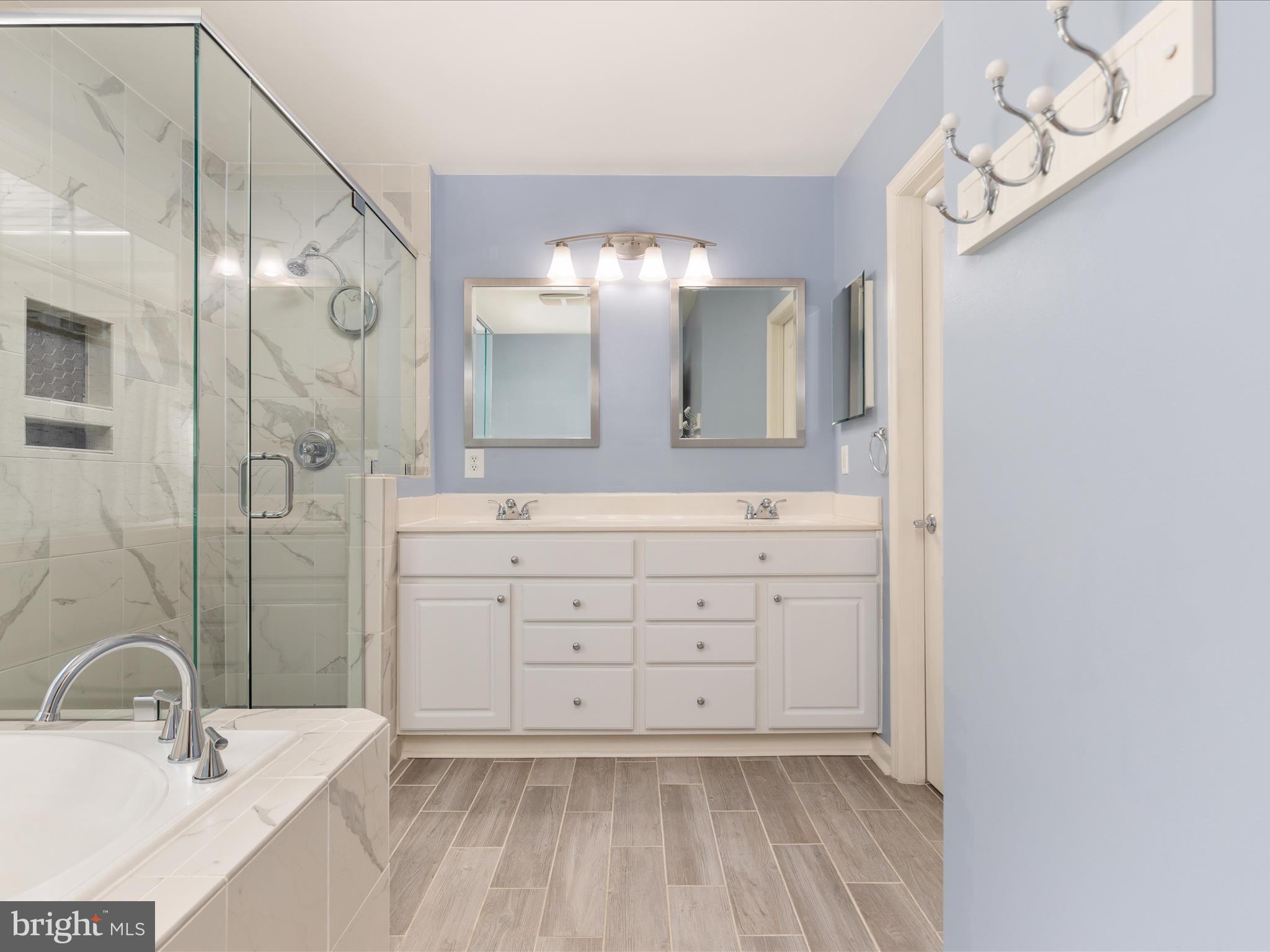 VILLAGES AT HAYMARKET - Residential Lease