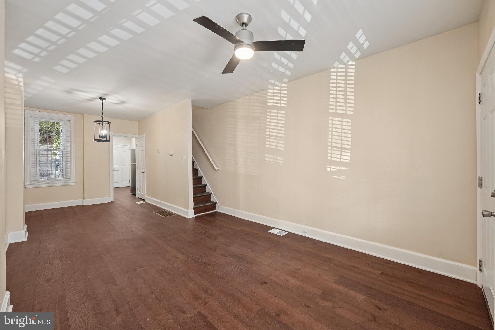 NORRISTOWN - Residential