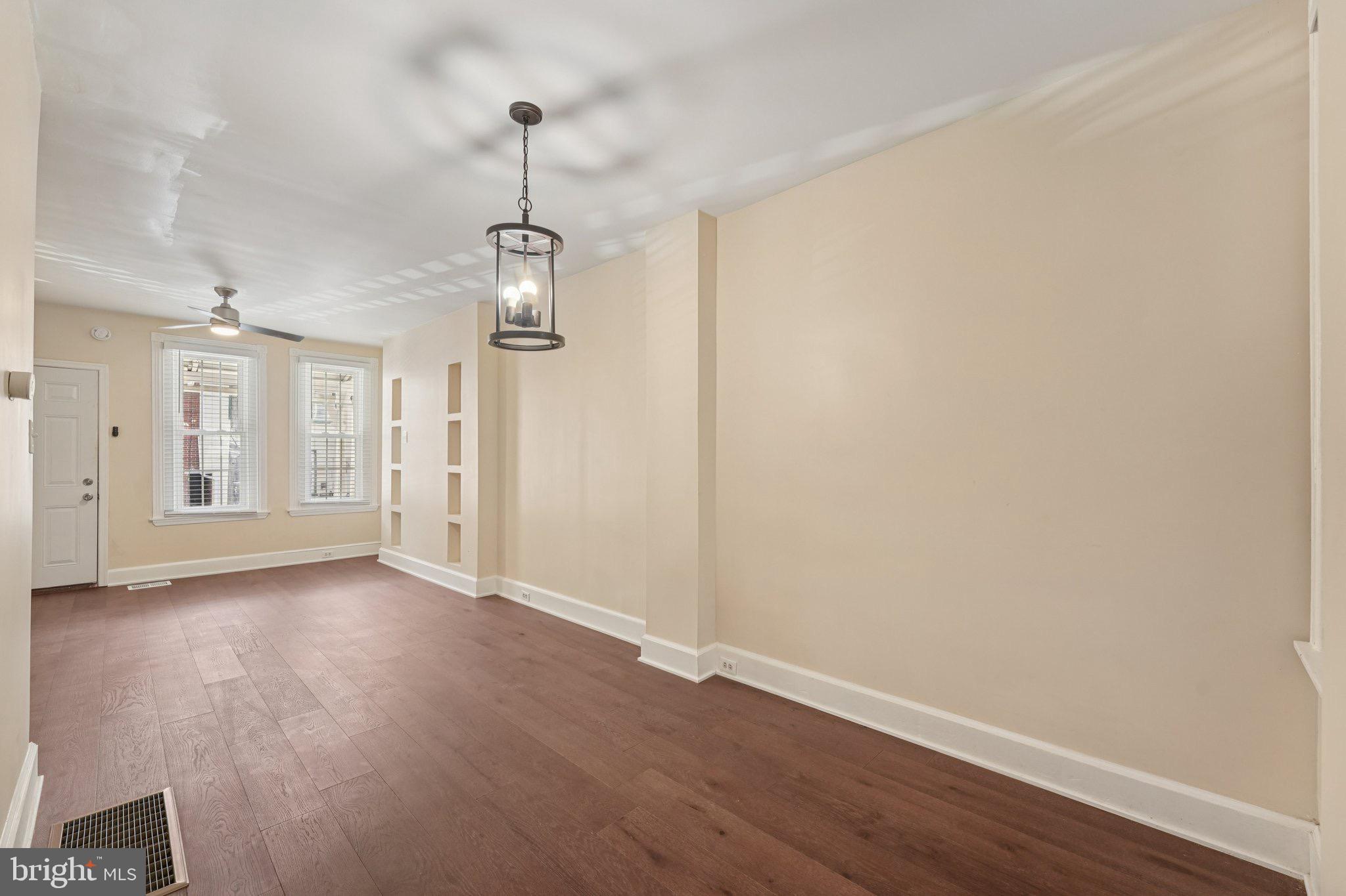 NORRISTOWN - Residential