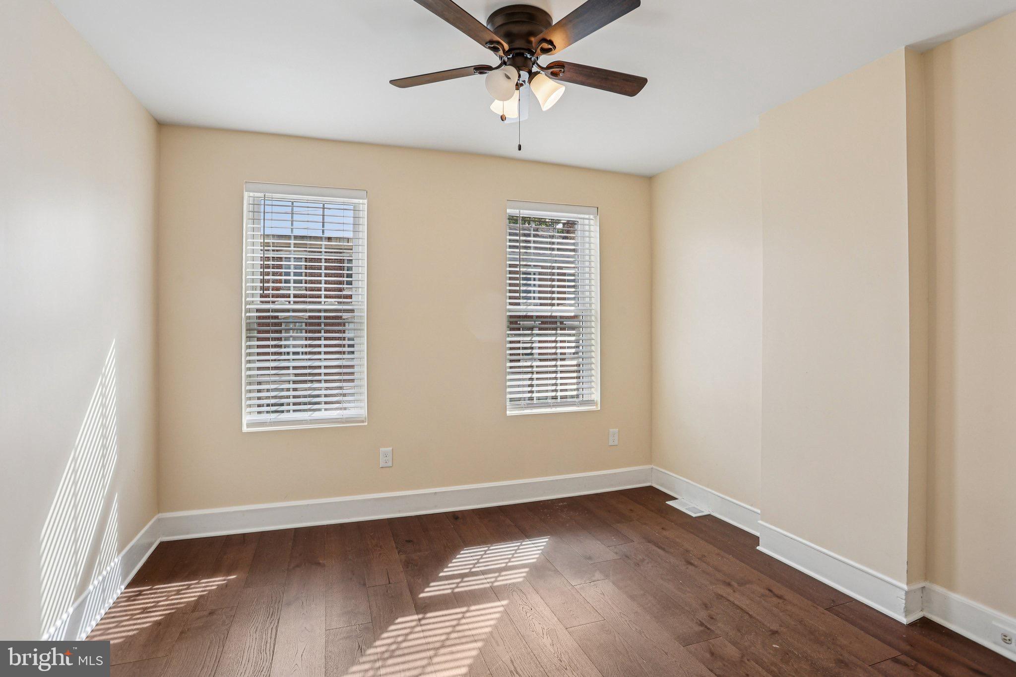 NORRISTOWN - Residential