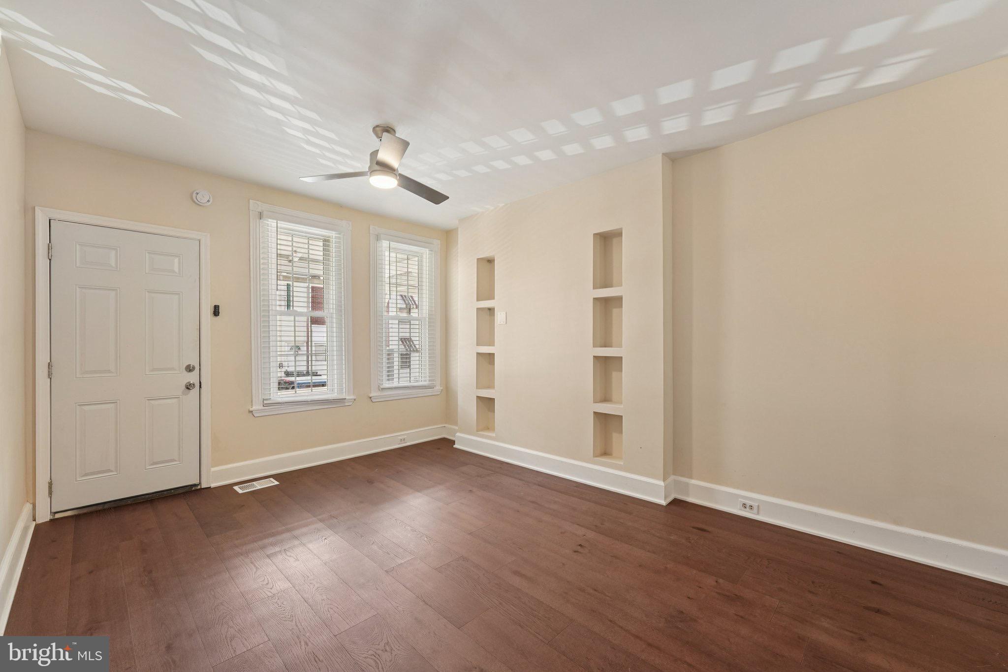 NORRISTOWN - Residential