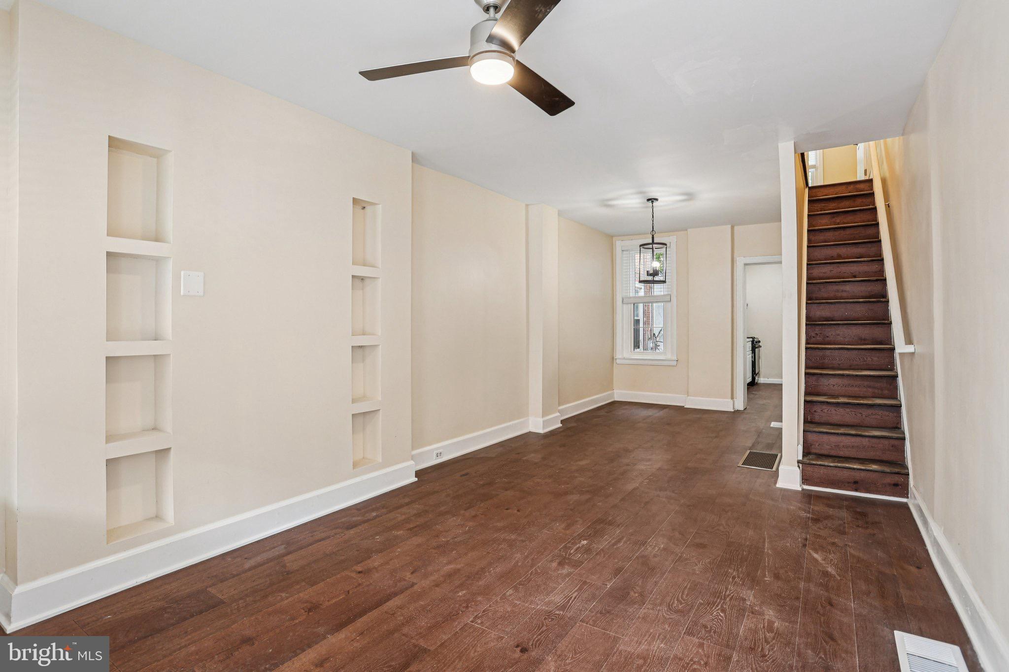 NORRISTOWN - Residential