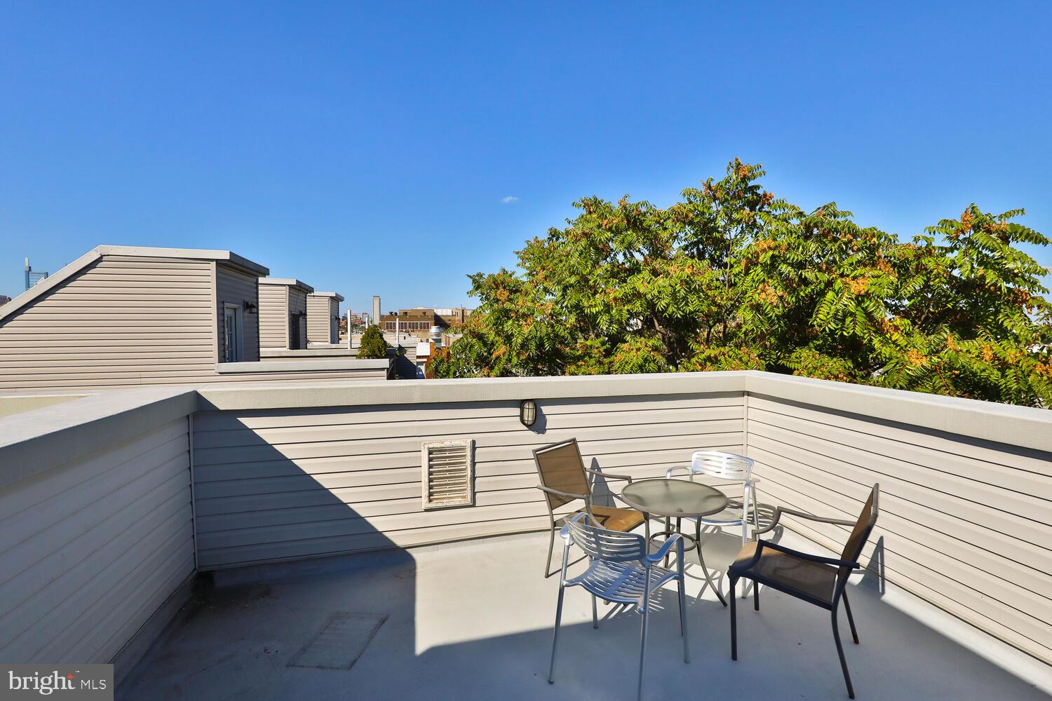 PASSYUNK SQUARE - Residential