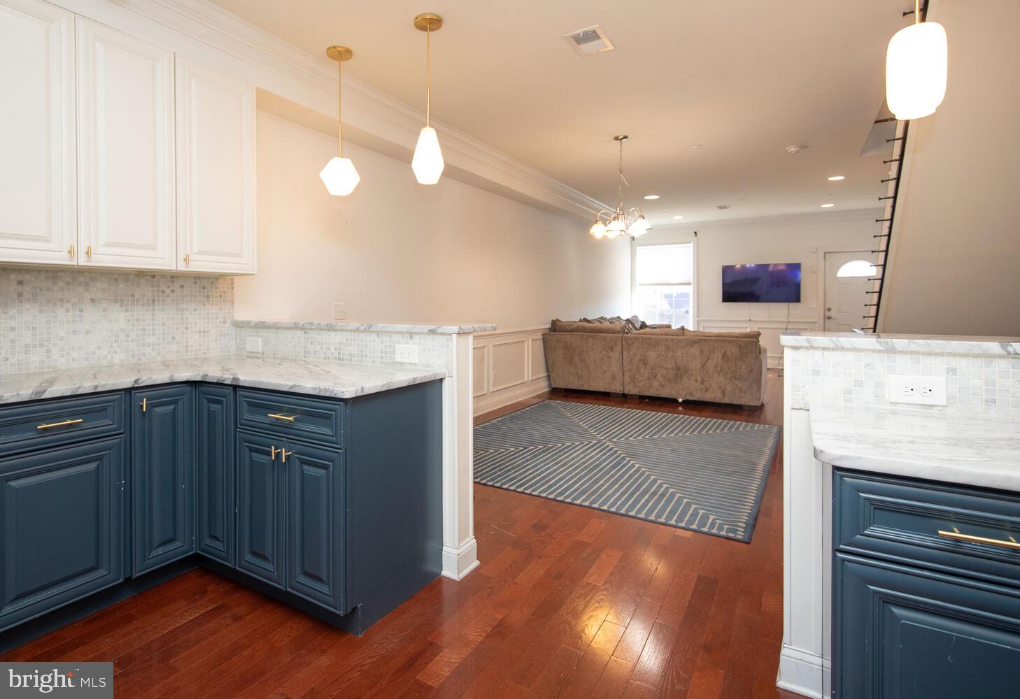 PASSYUNK SQUARE - Residential
