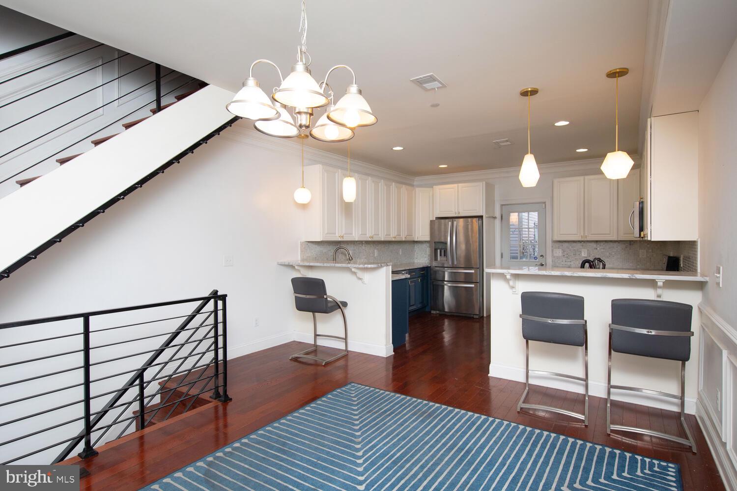 PASSYUNK SQUARE - Residential