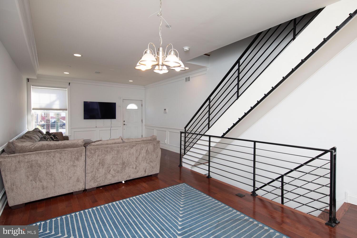 PASSYUNK SQUARE - Residential