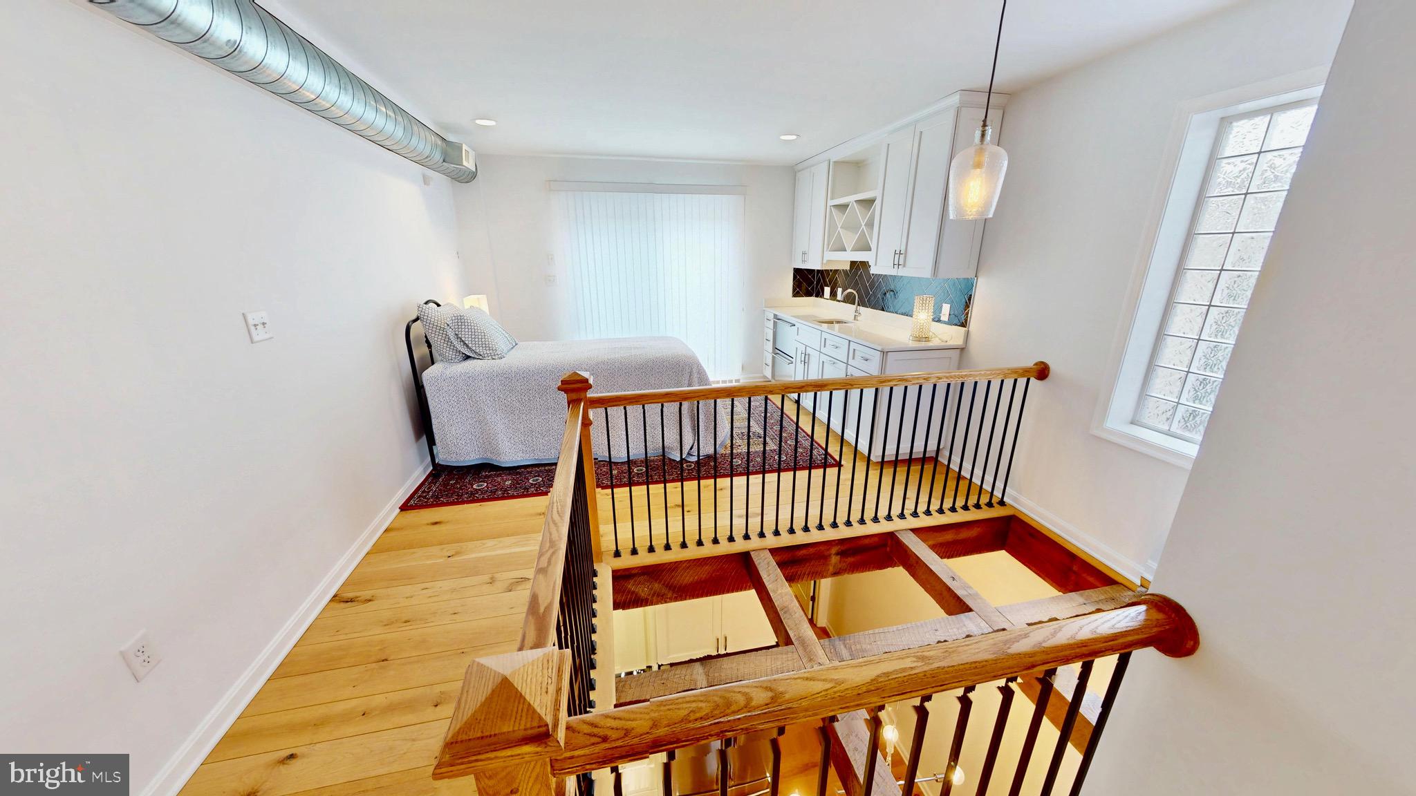 LITTLE ITALY - Residential