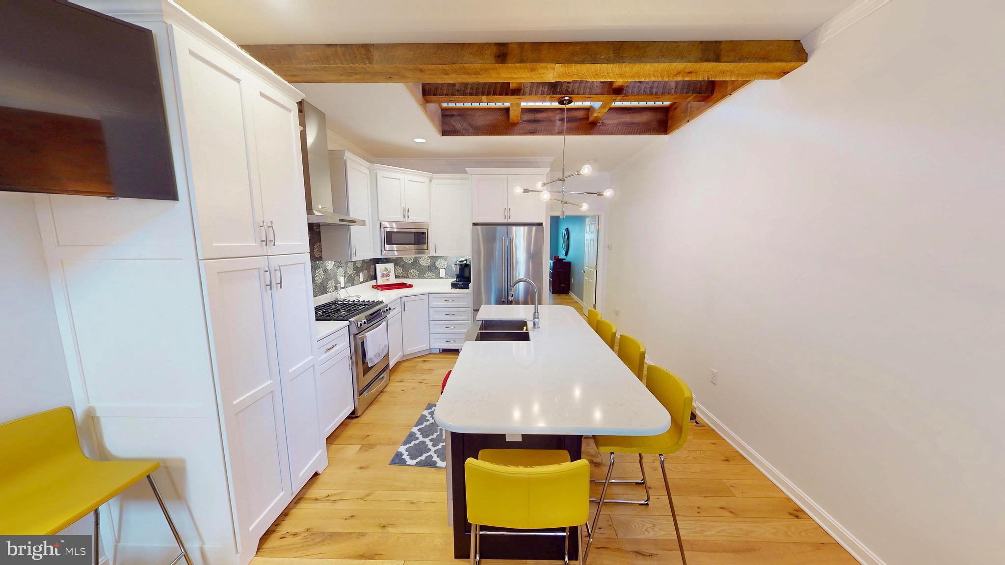 LITTLE ITALY - Residential