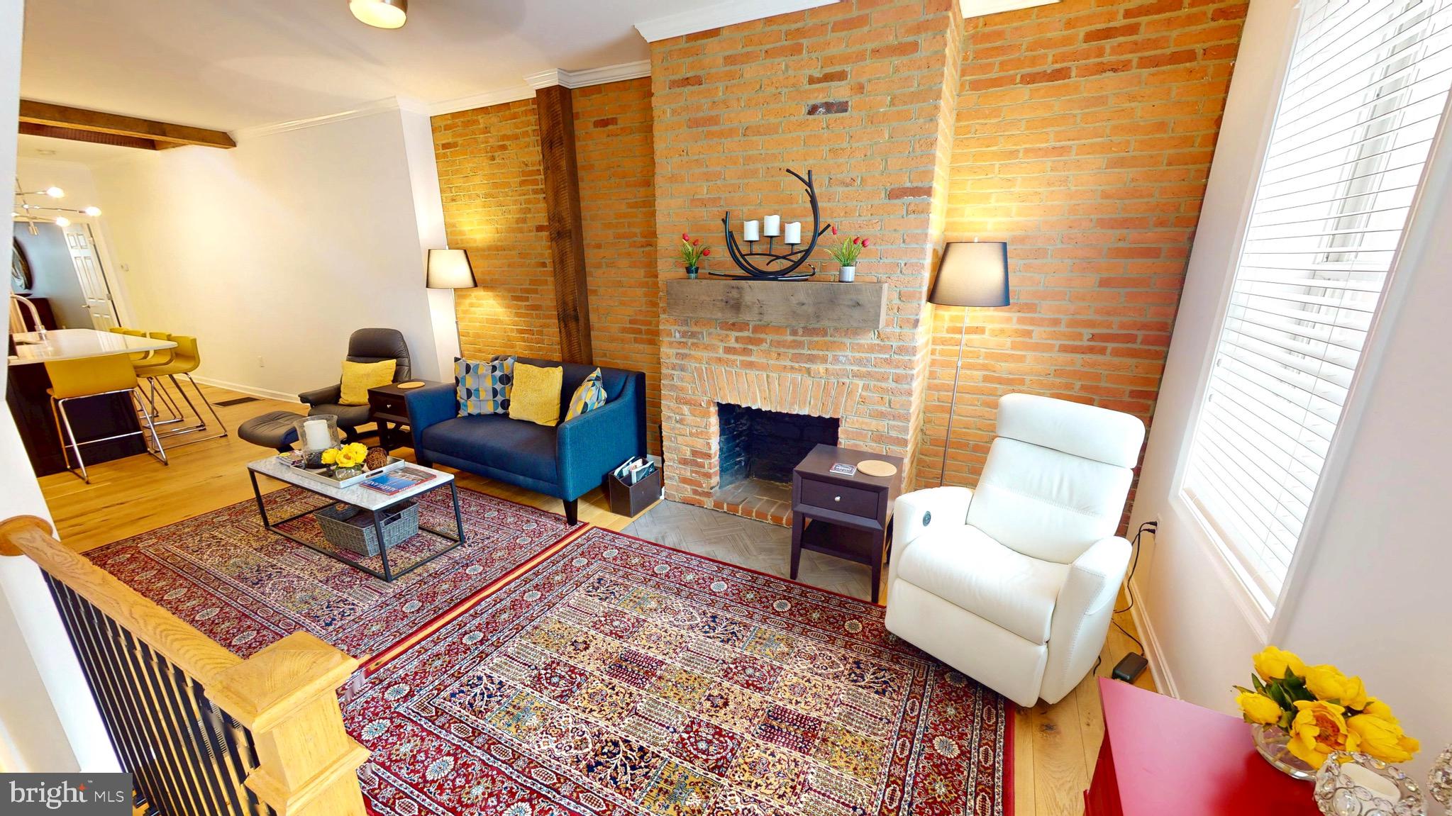 LITTLE ITALY - Residential