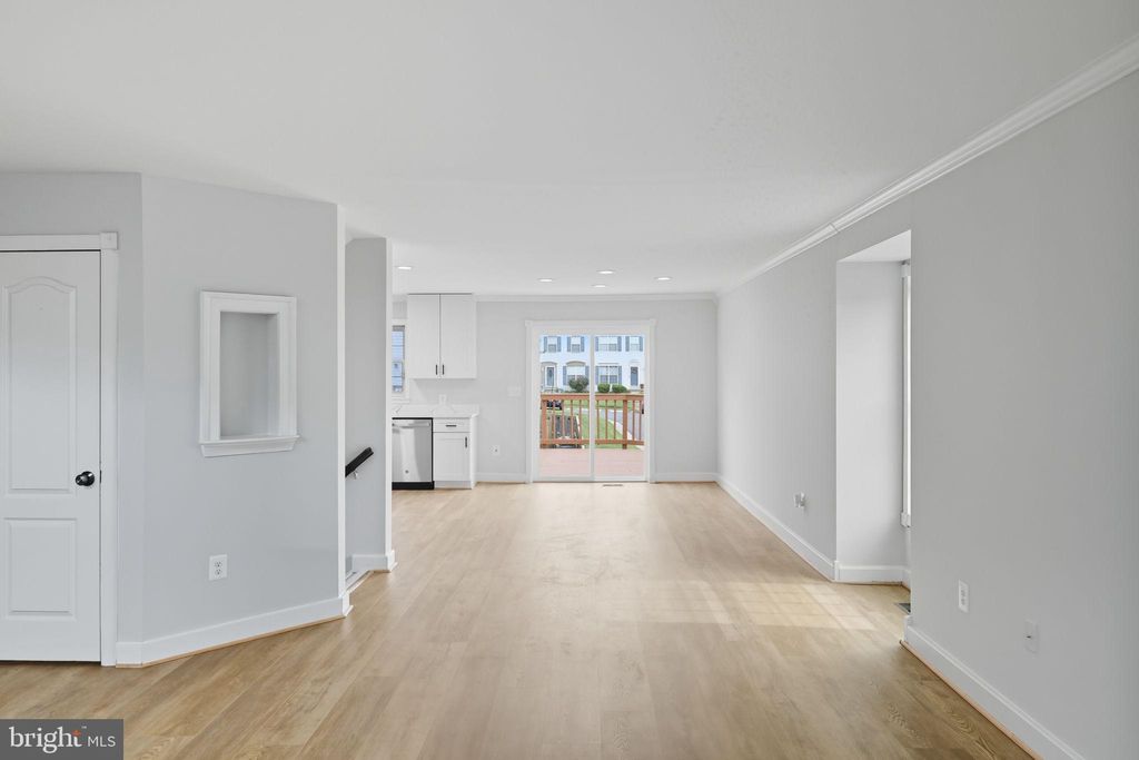 Photo of 13000 Tory Loop, WOODBRIDGE, VA 22192 (MLS # VAPW2105284)