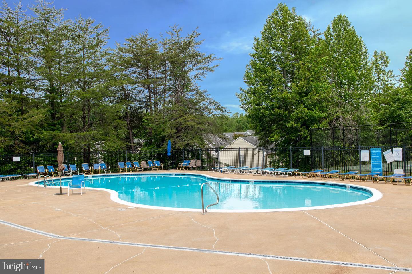 1207 KINGS CREST DRIVE