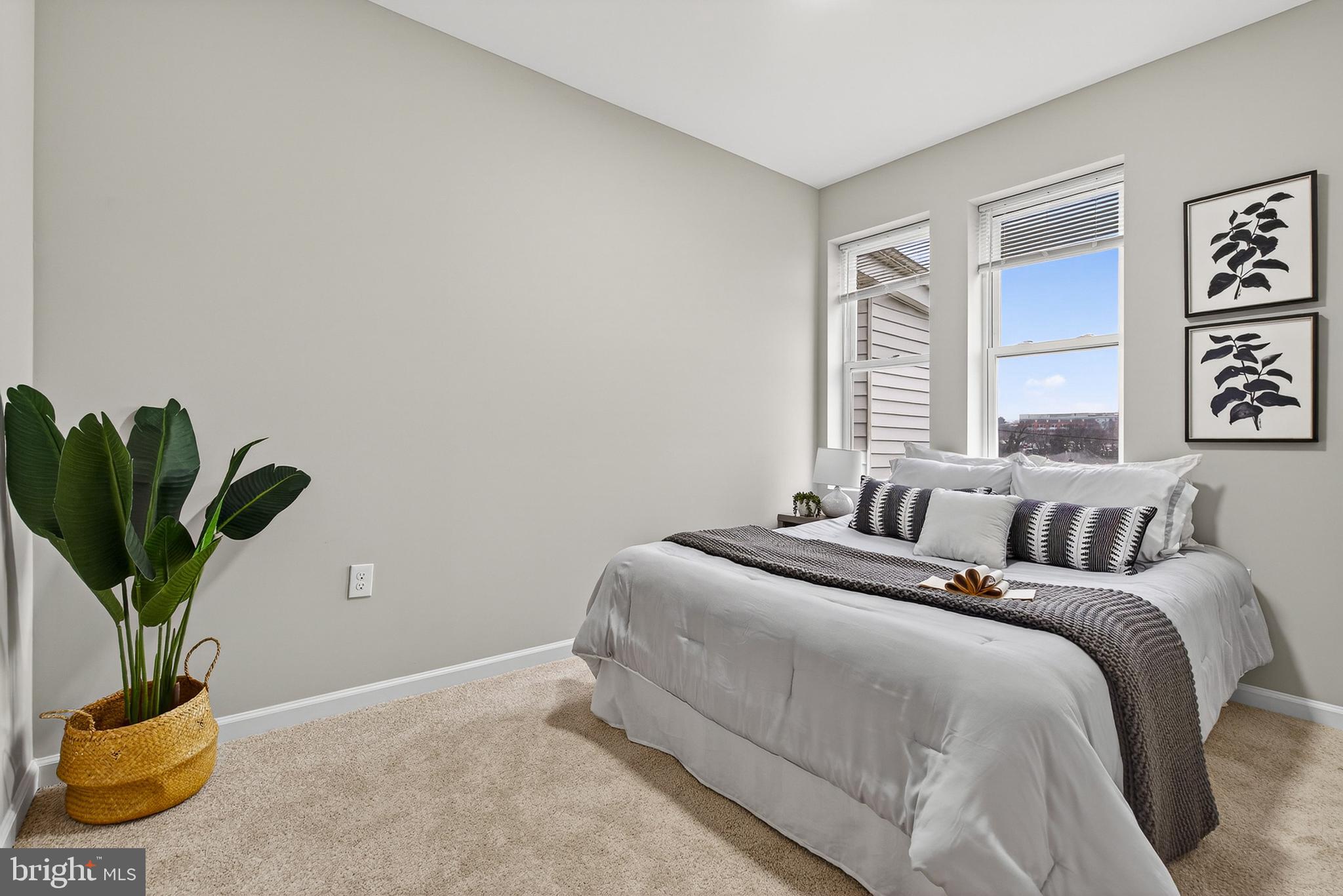 ROSEMONT - Residential