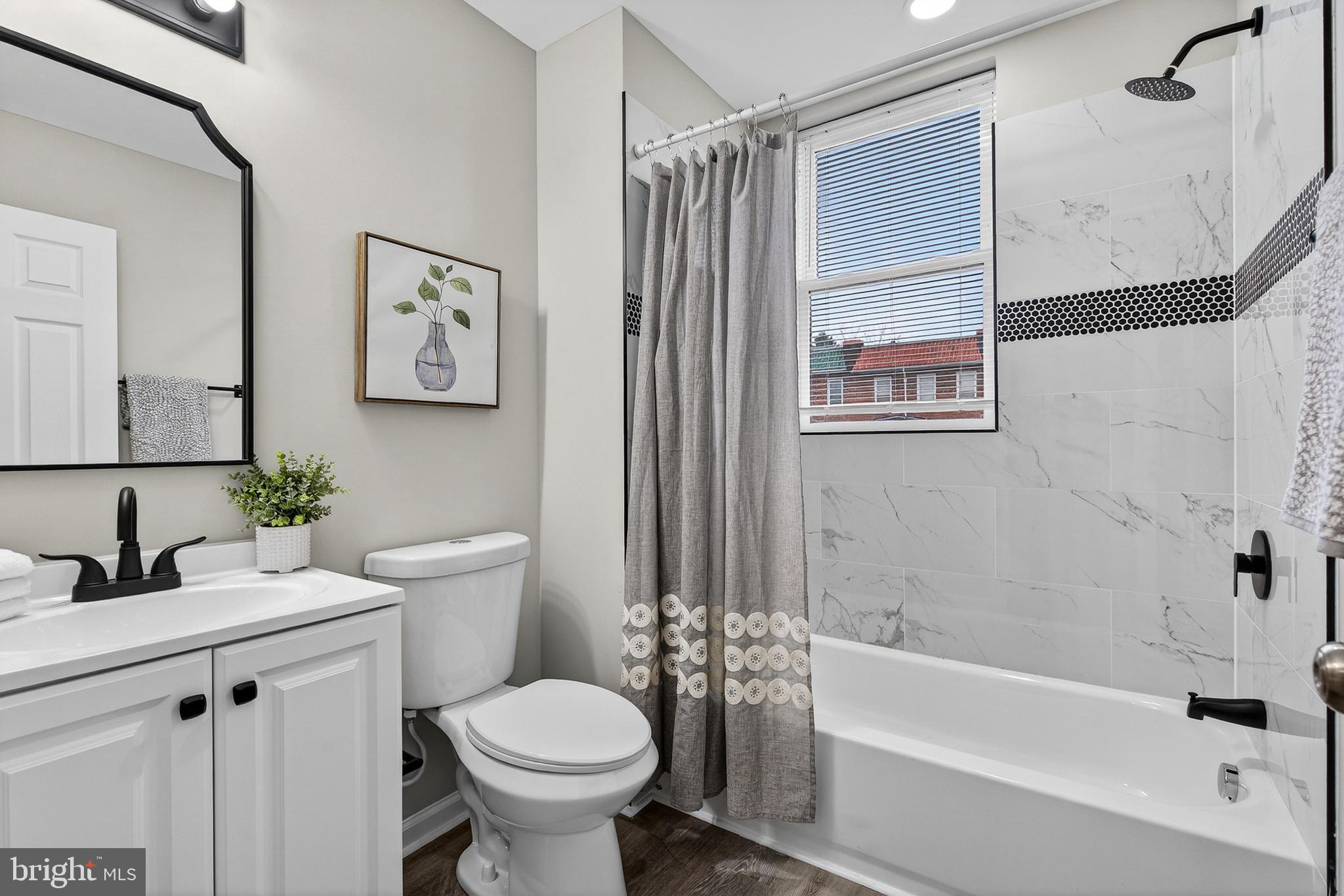 ROSEMONT - Residential