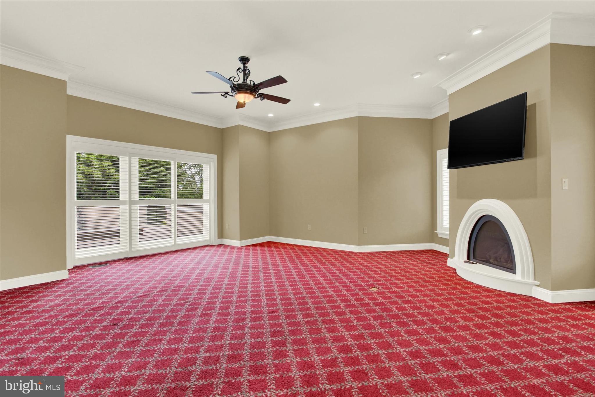 THORNHILL - Residential