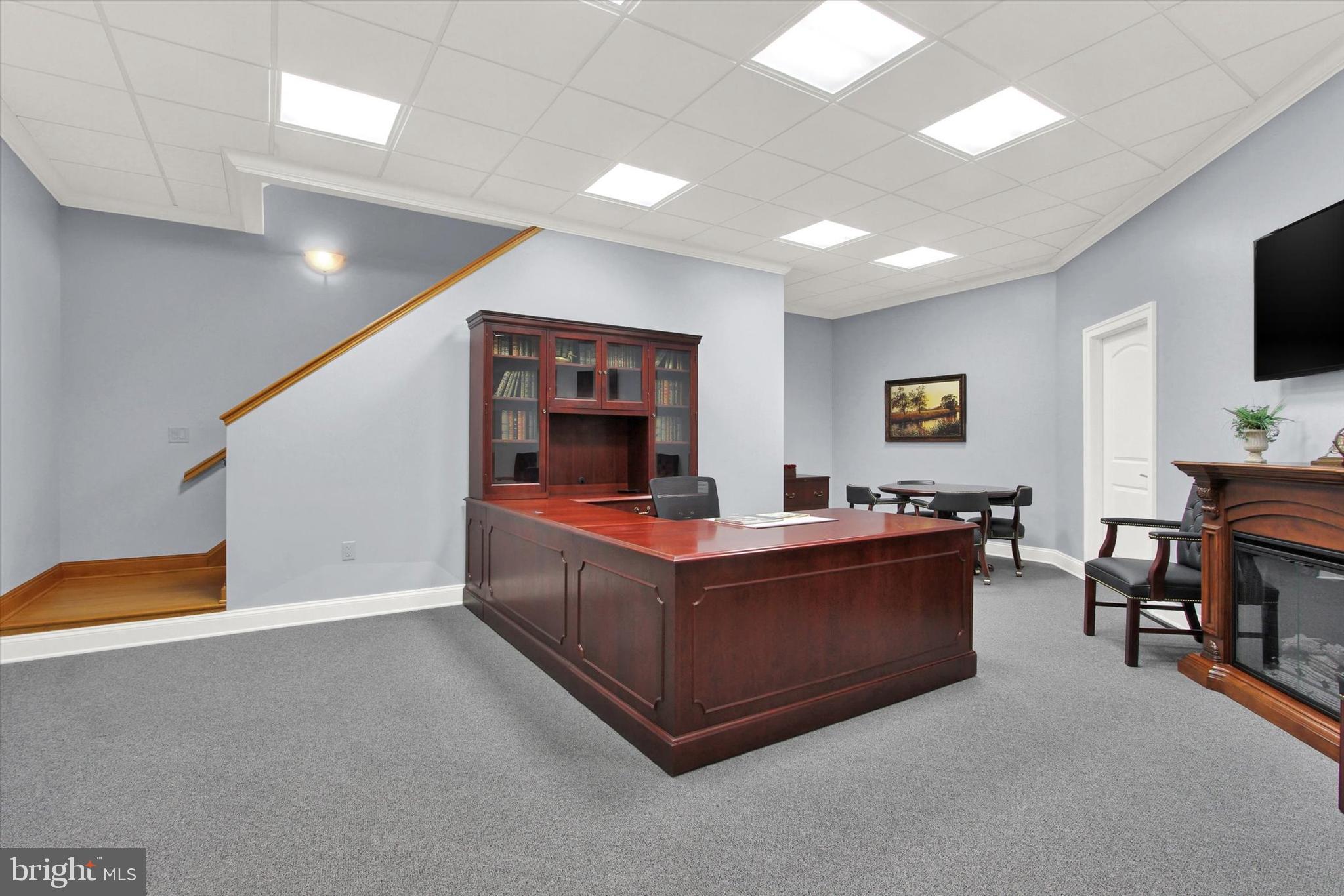 THORNHILL - Residential