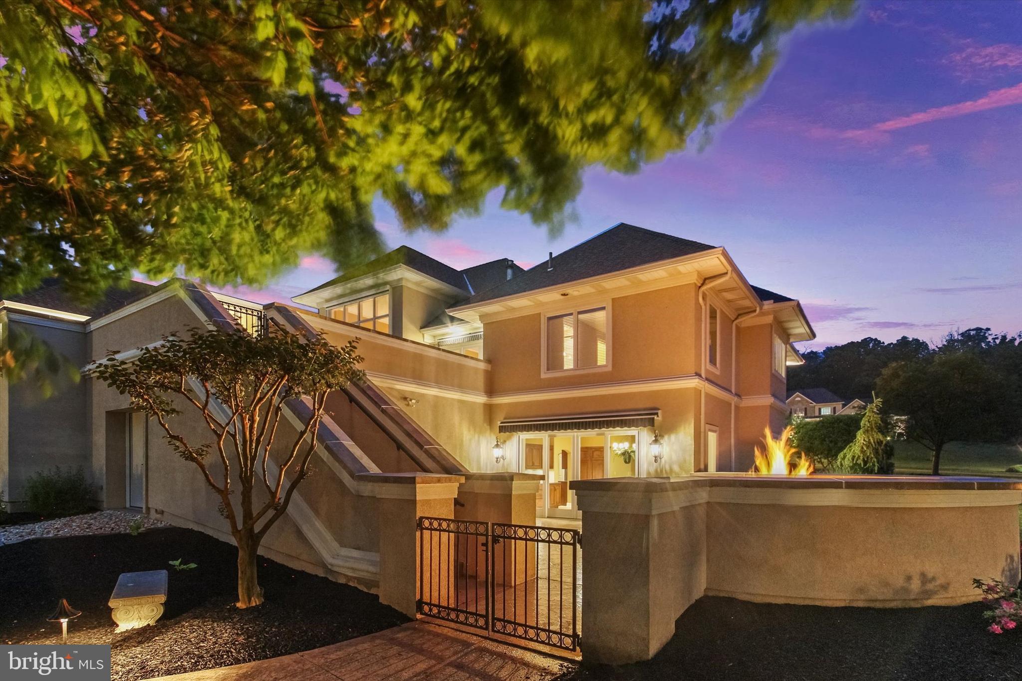 THORNHILL - Residential