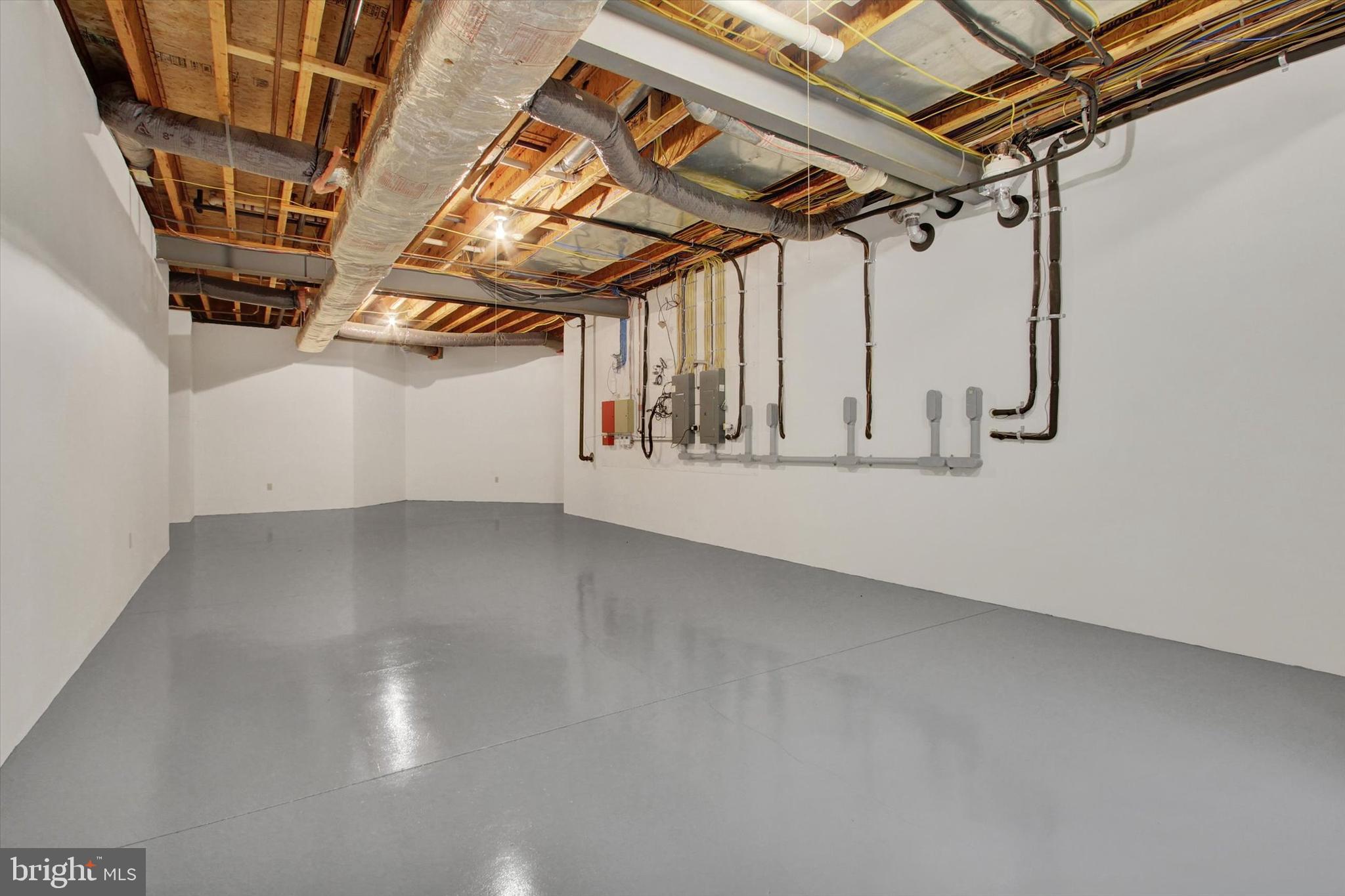 THORNHILL - Residential