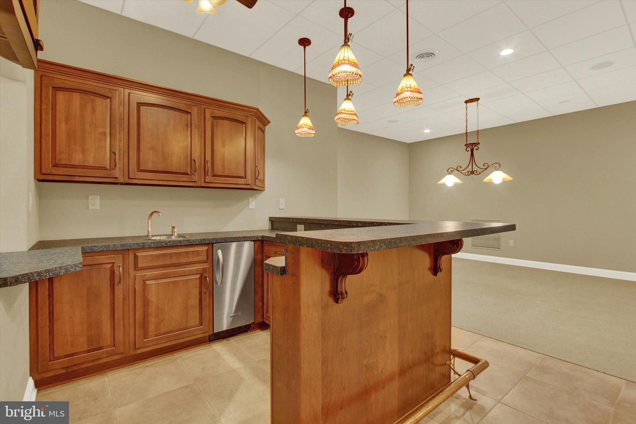 THORNHILL - Residential