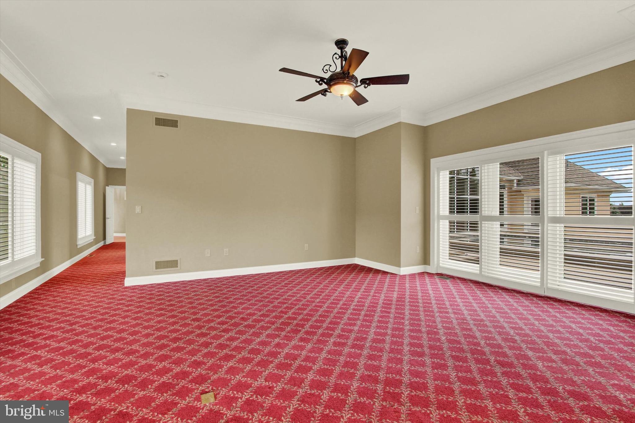 THORNHILL - Residential