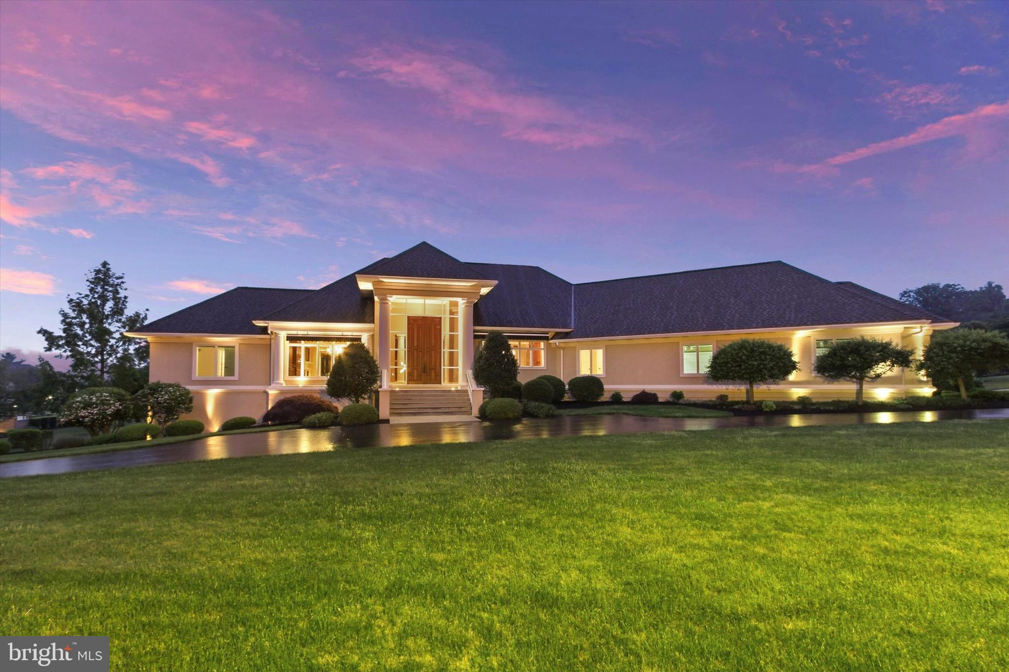 THORNHILL - Residential