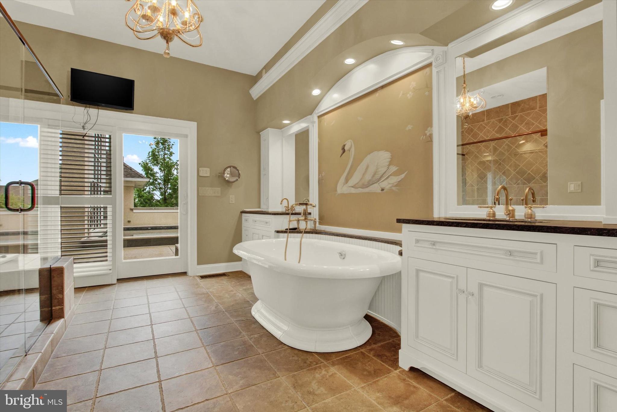 THORNHILL - Residential