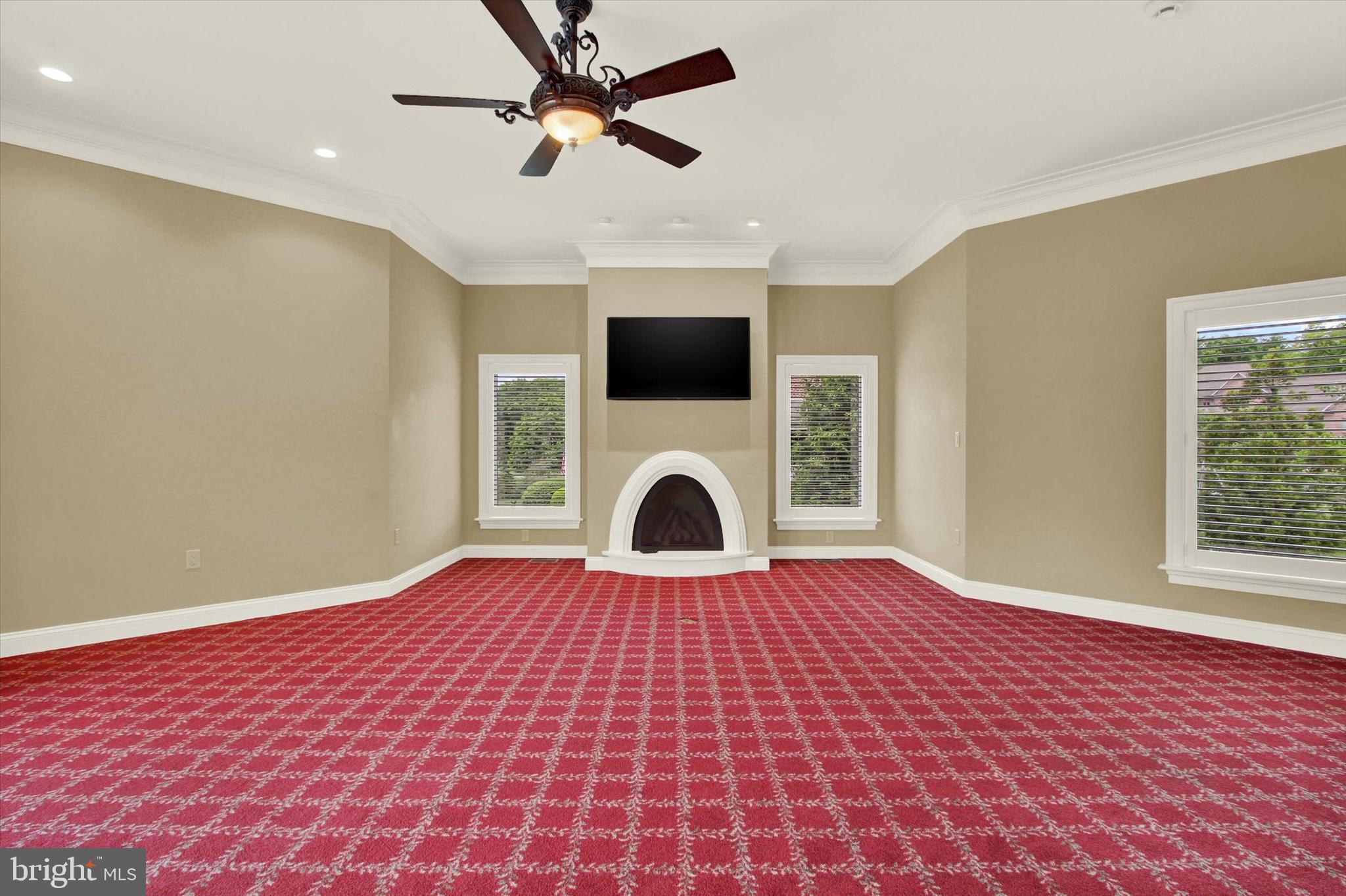 THORNHILL - Residential