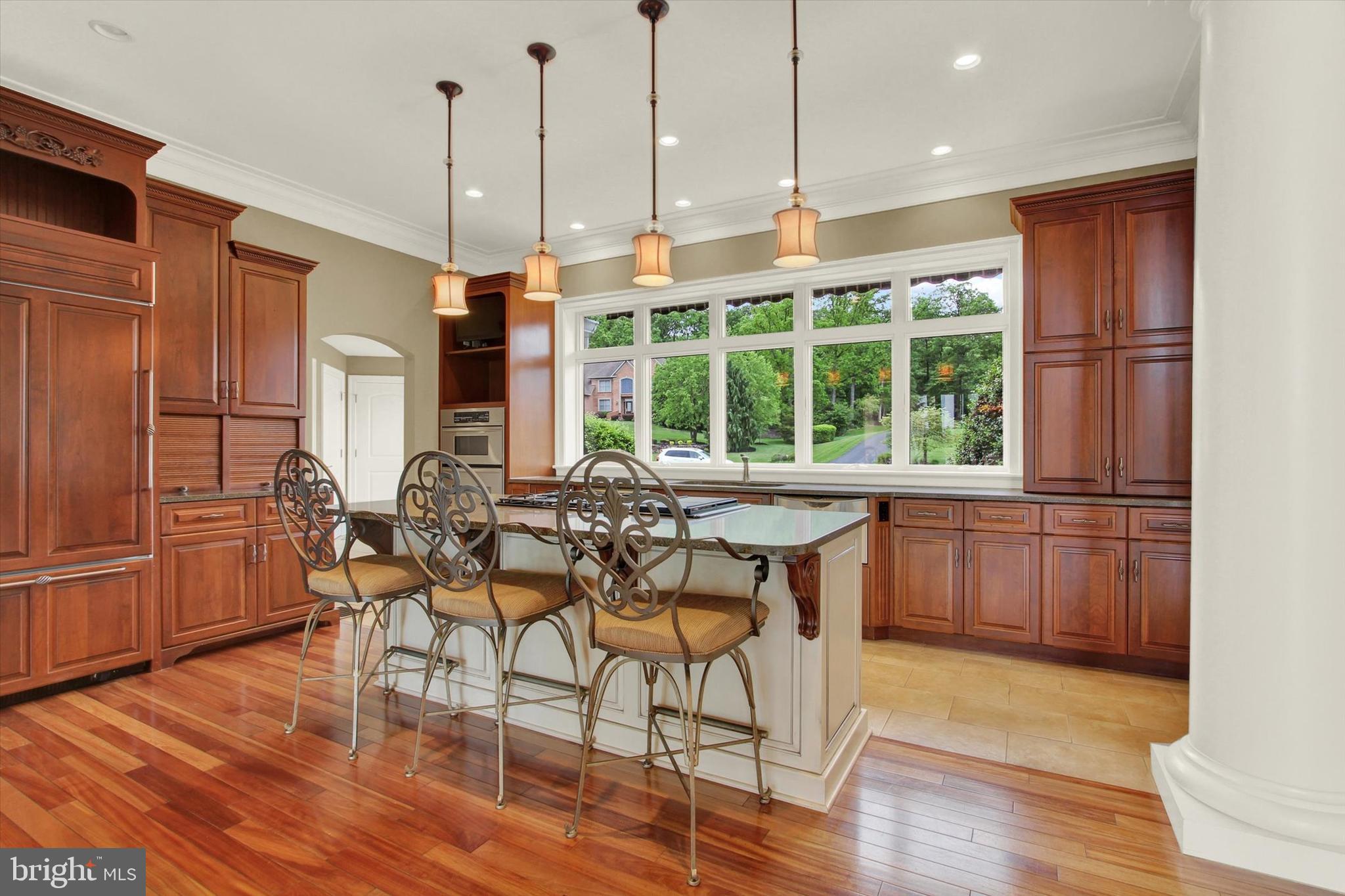 THORNHILL - Residential