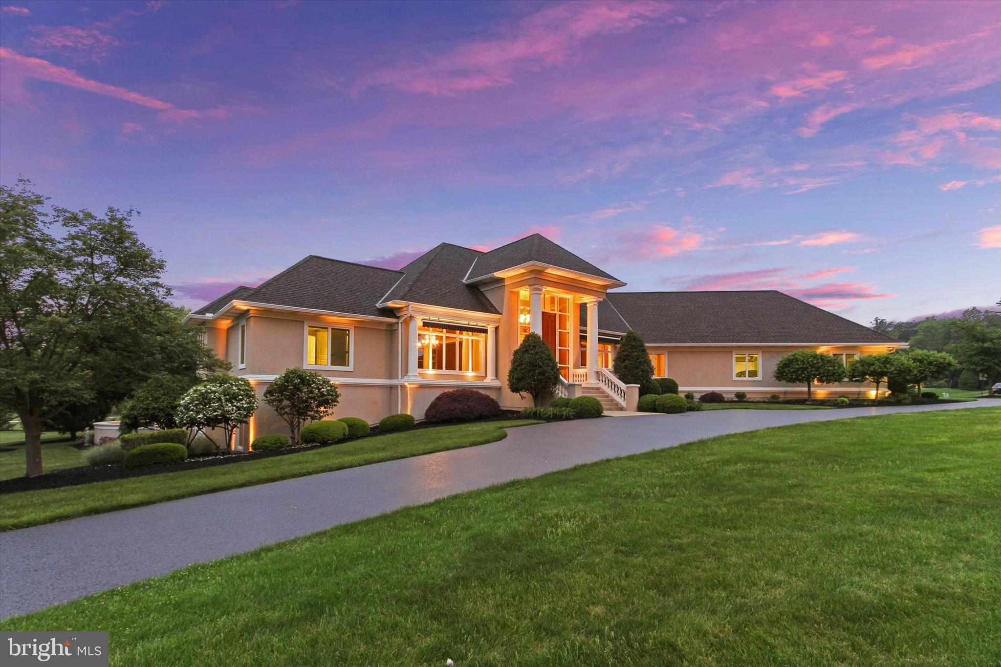 THORNHILL - Residential