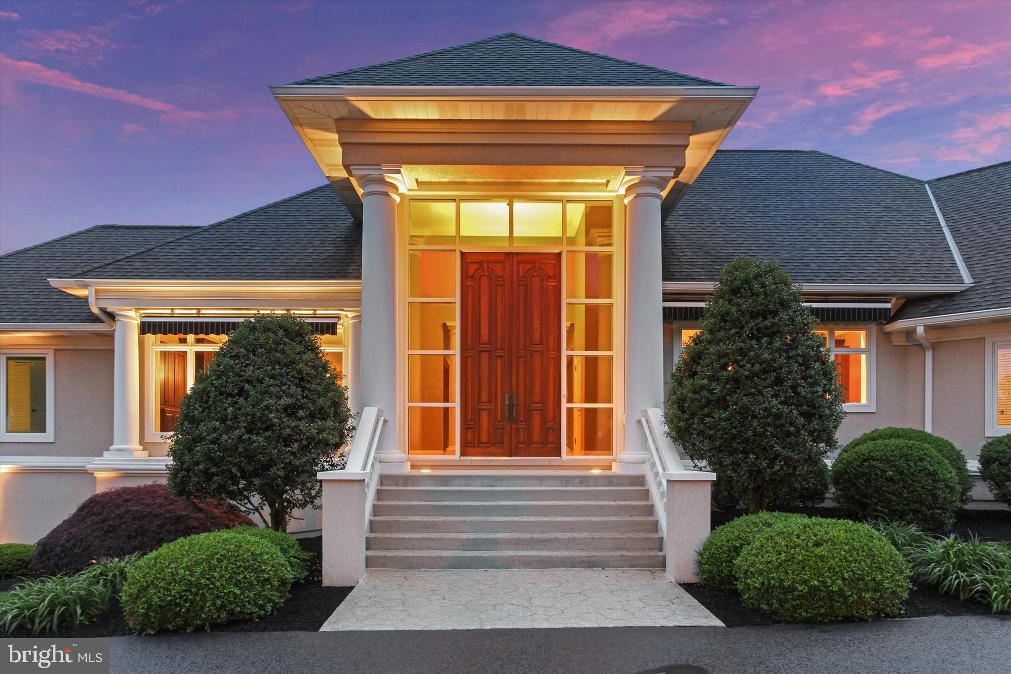 THORNHILL - Residential