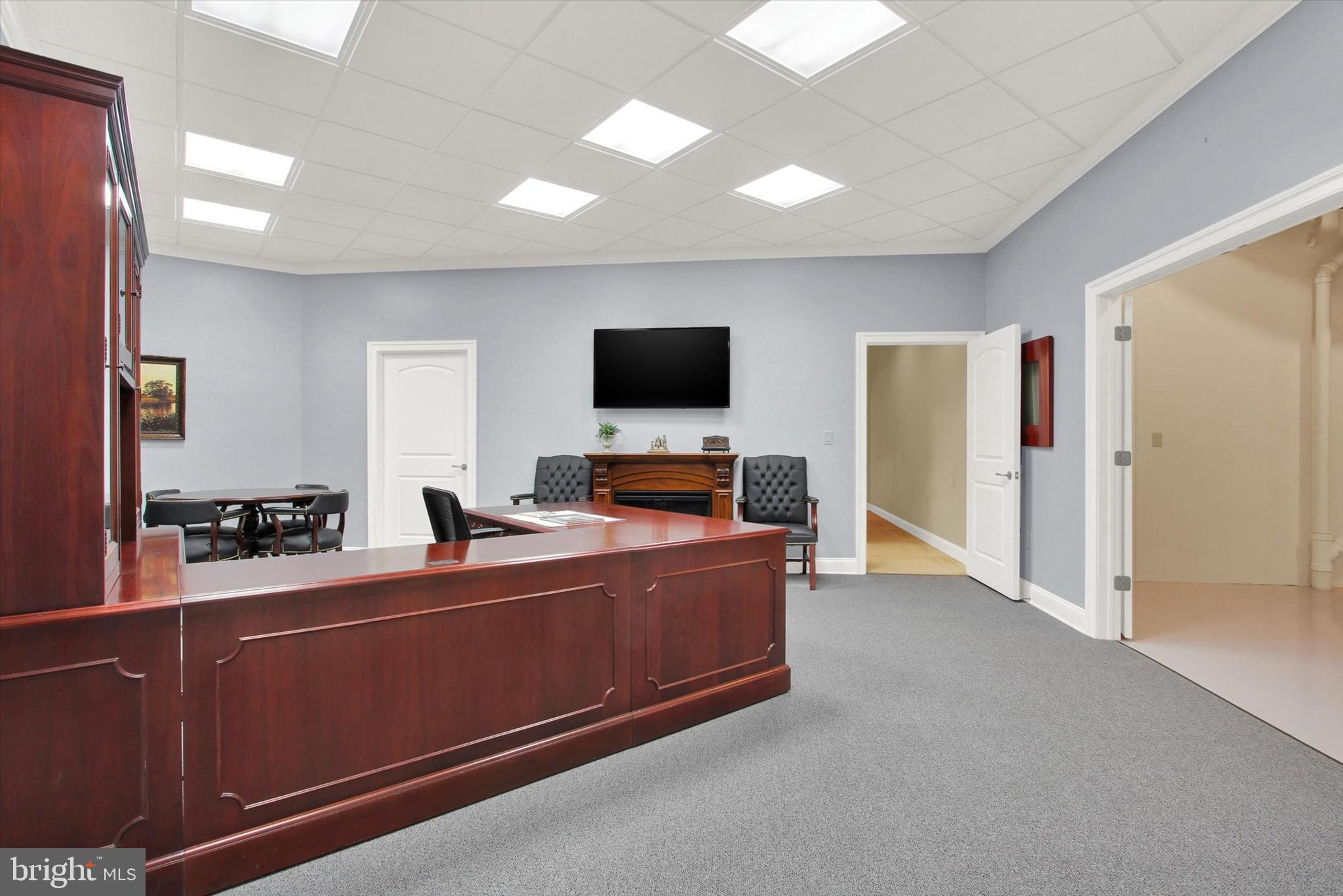 THORNHILL - Residential