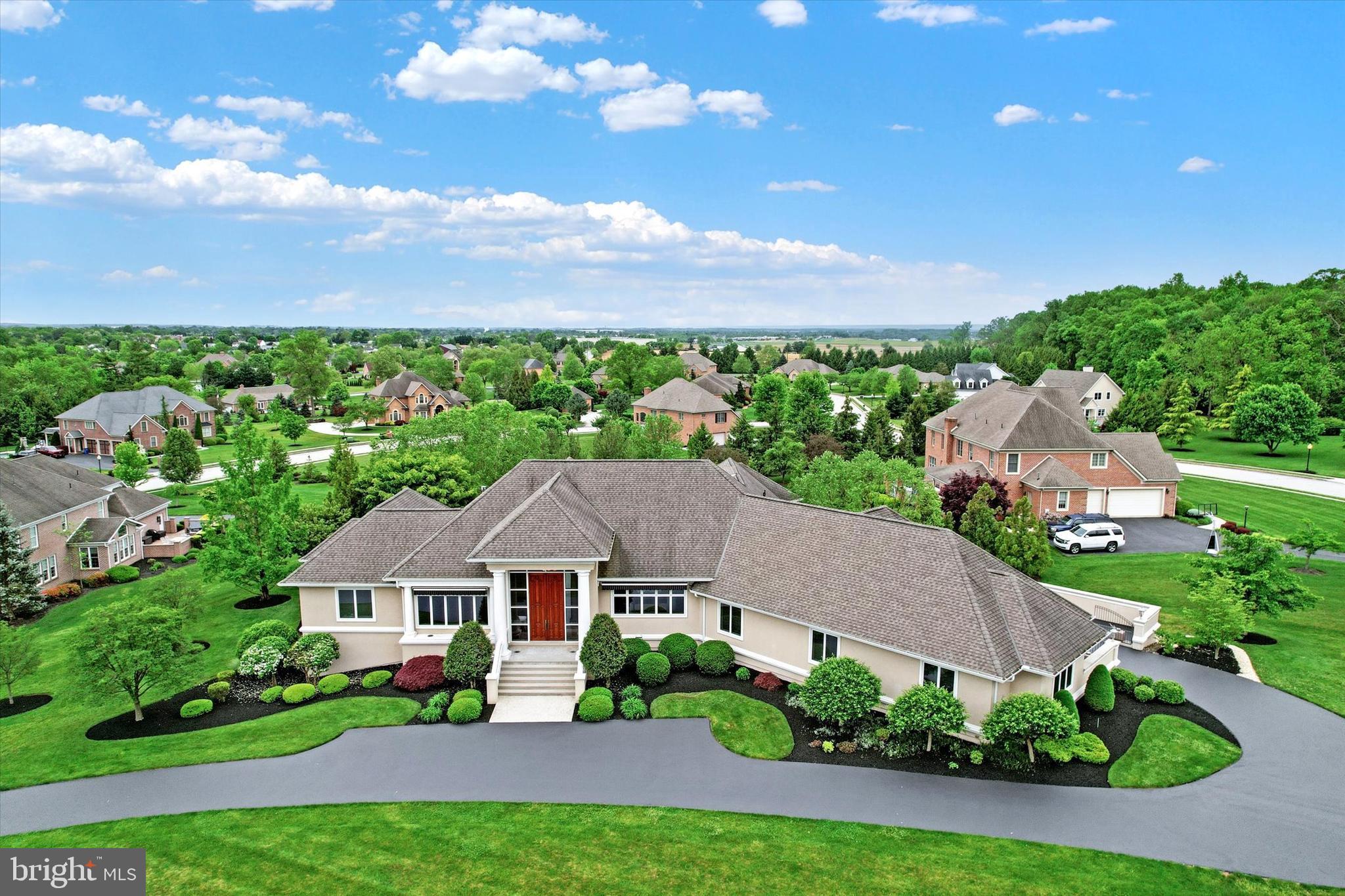 THORNHILL - Residential