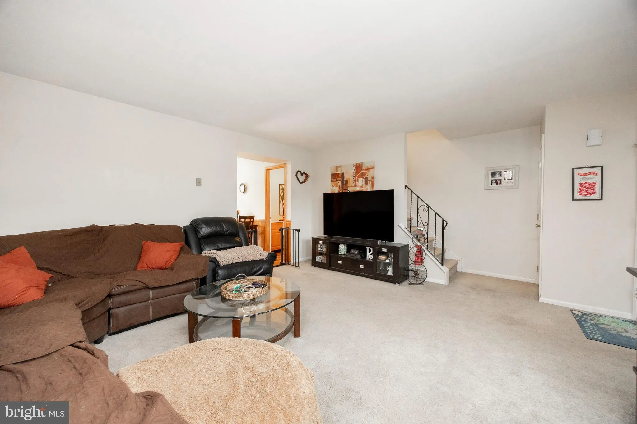 Schwenksville, Pennsylvania 19473, United States, 3 Bedrooms Bedrooms, ,2 BathroomsBathrooms,Residential,Pending,9265