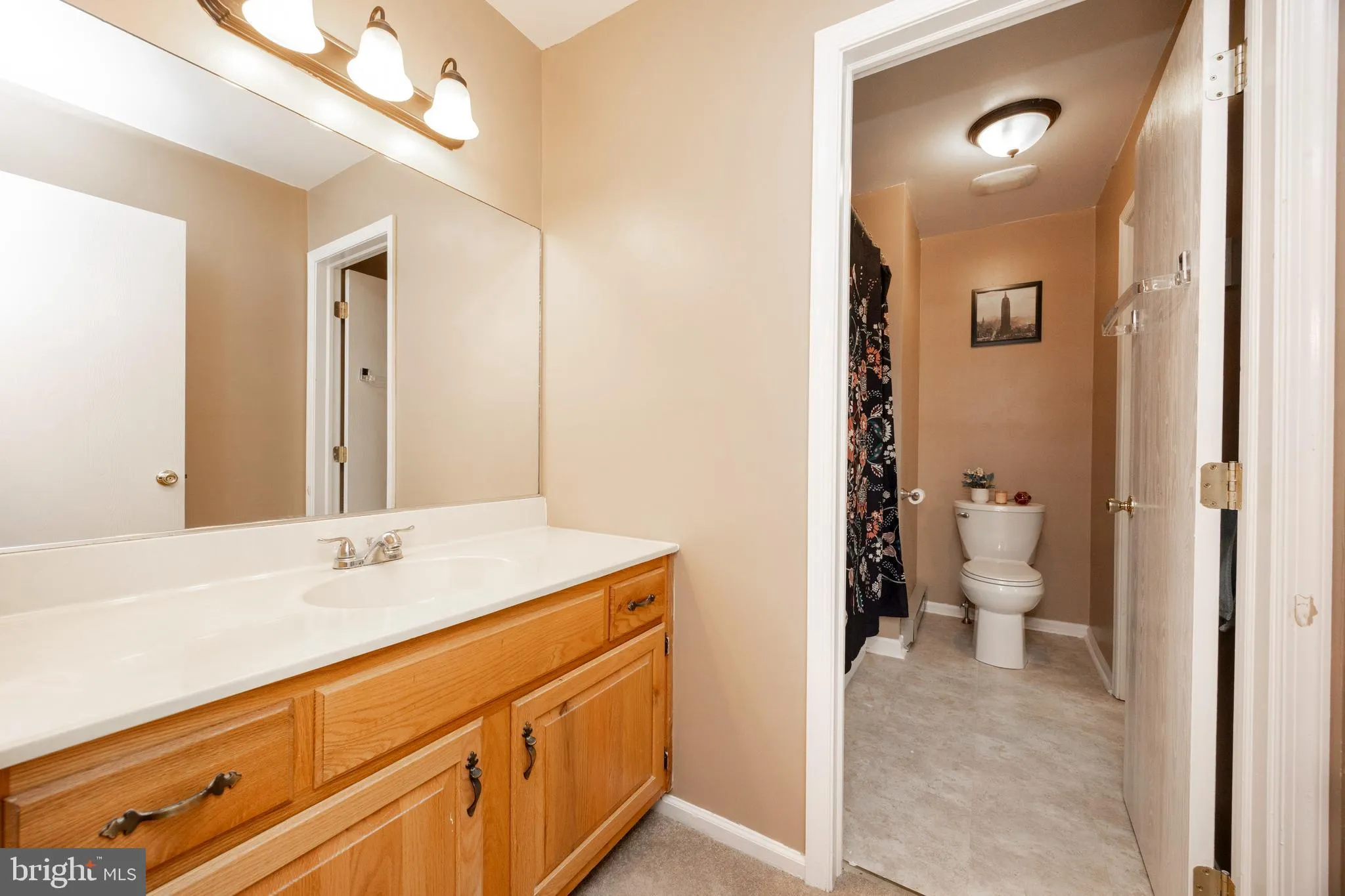 Schwenksville, Pennsylvania 19473, United States, 3 Bedrooms Bedrooms, ,2 BathroomsBathrooms,Residential,Pending,9265